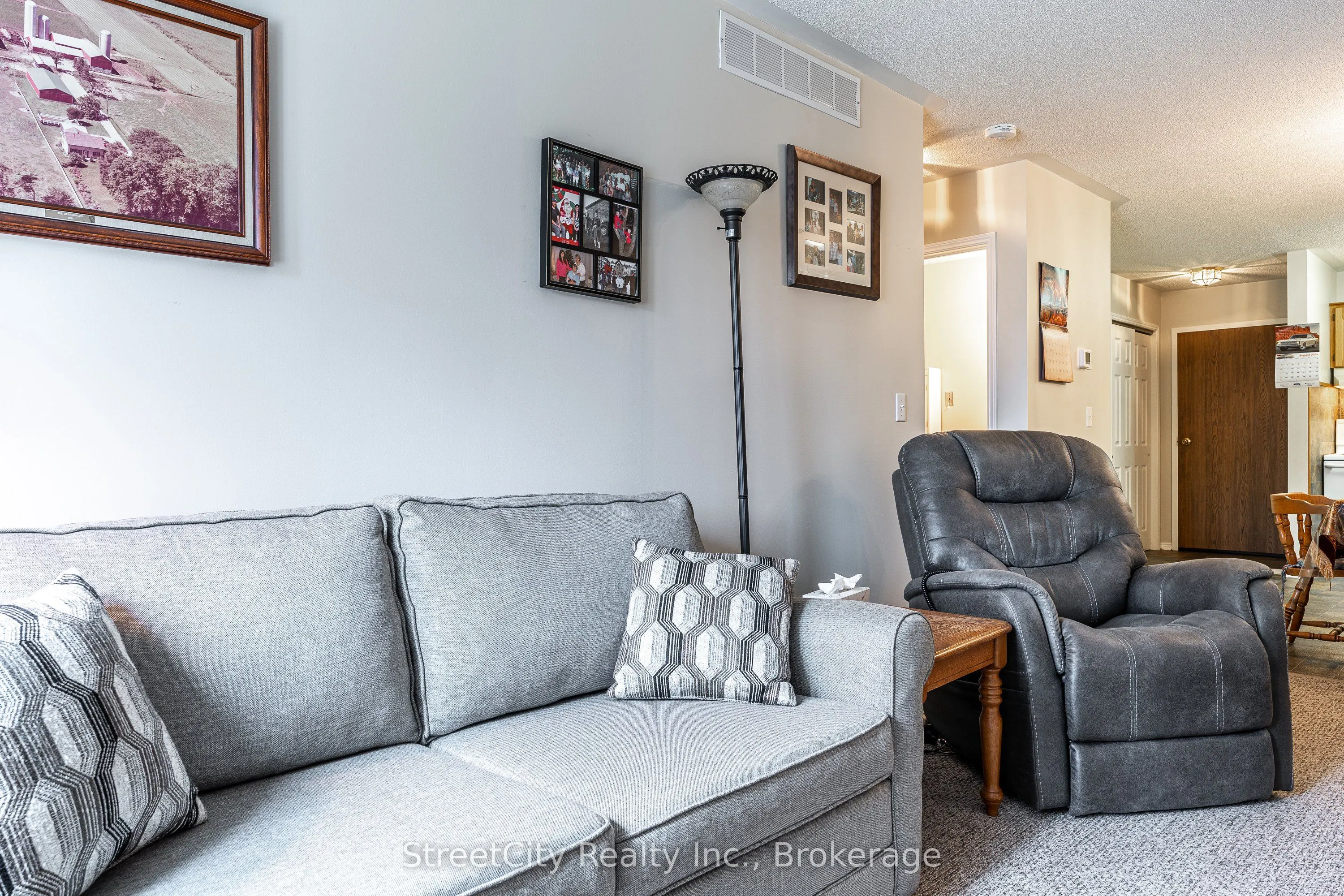 300 John Street S, #23