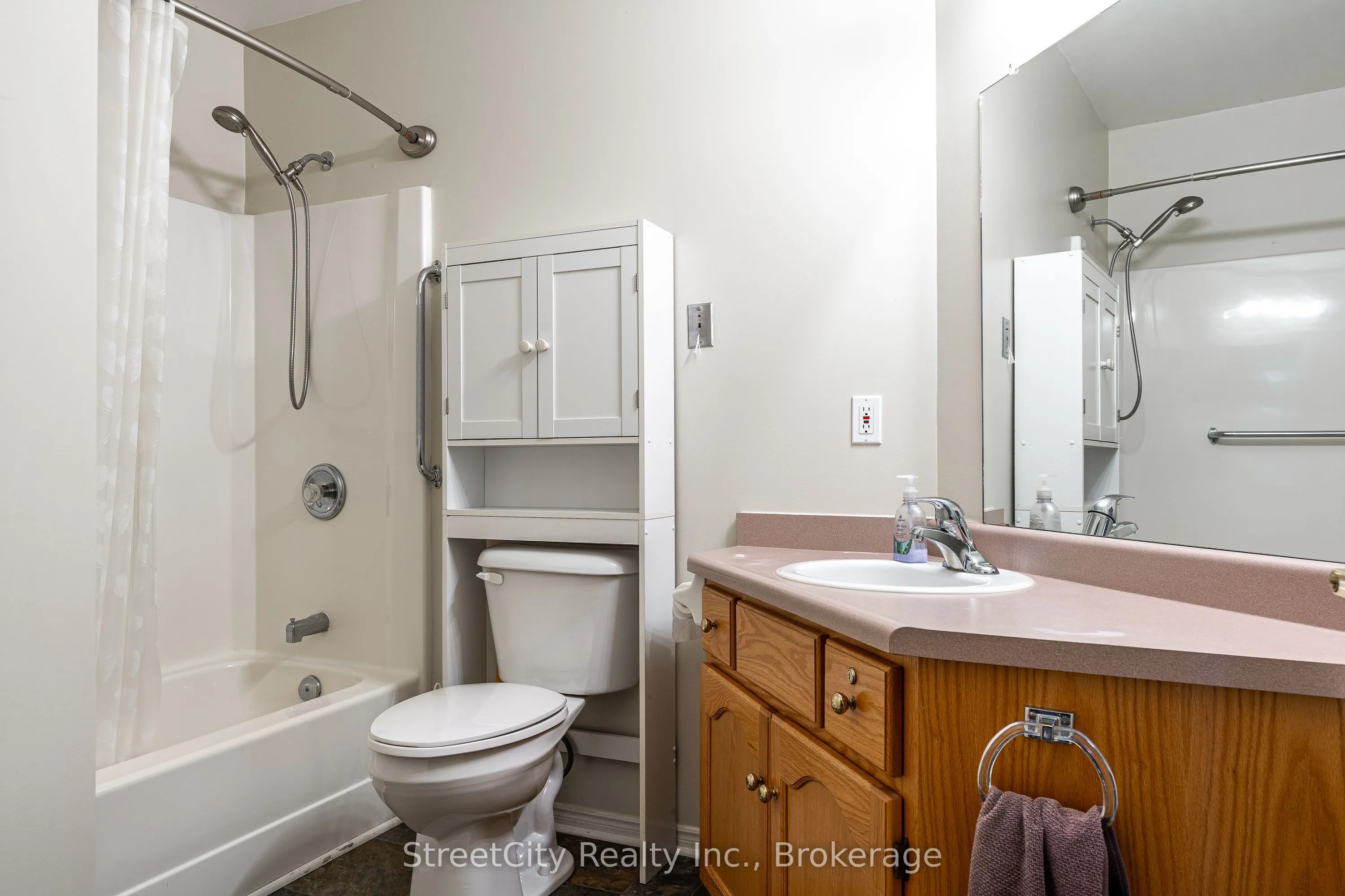 300 John Street S, #23