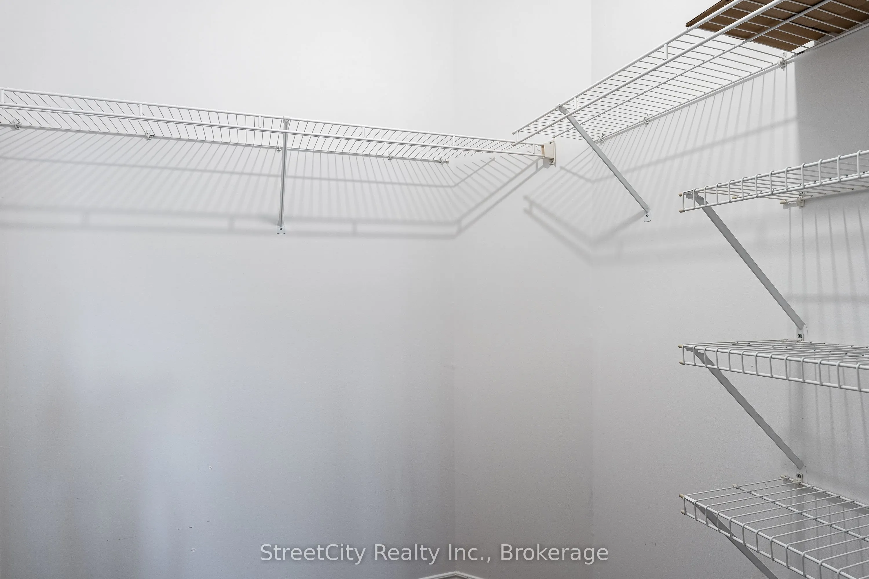 300 John Street S, #23