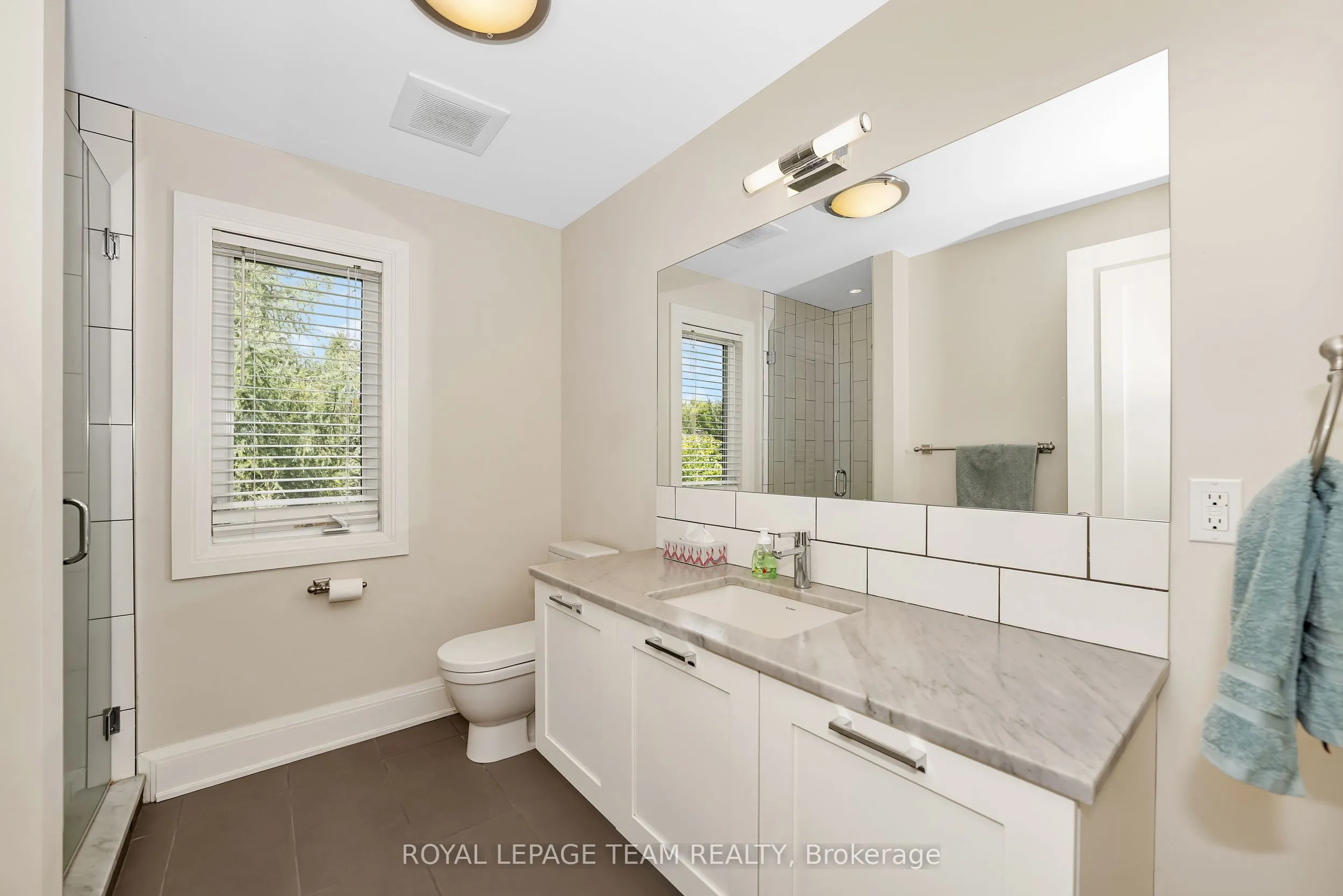 6290 Emerald Links Drive