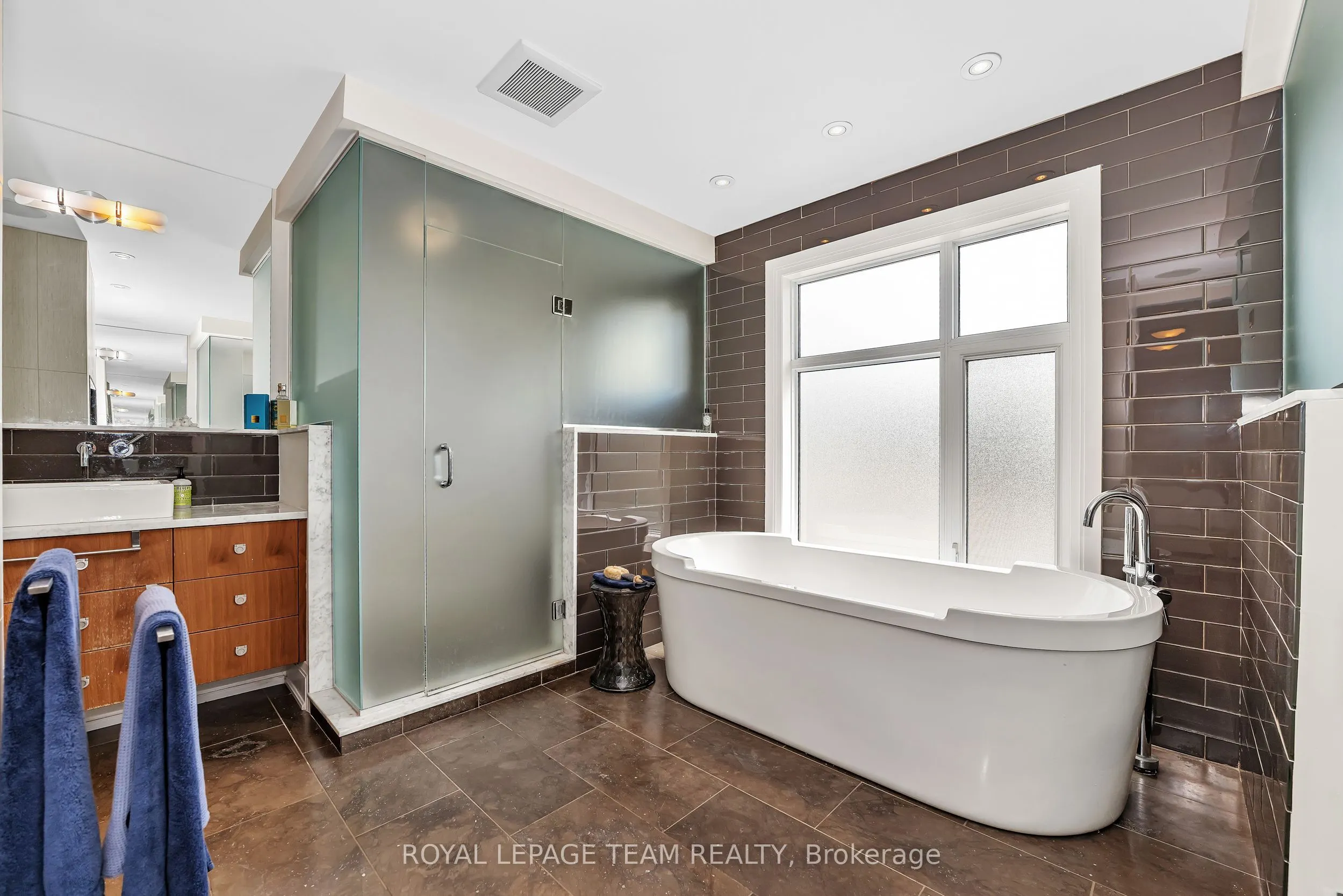 6290 Emerald Links Drive