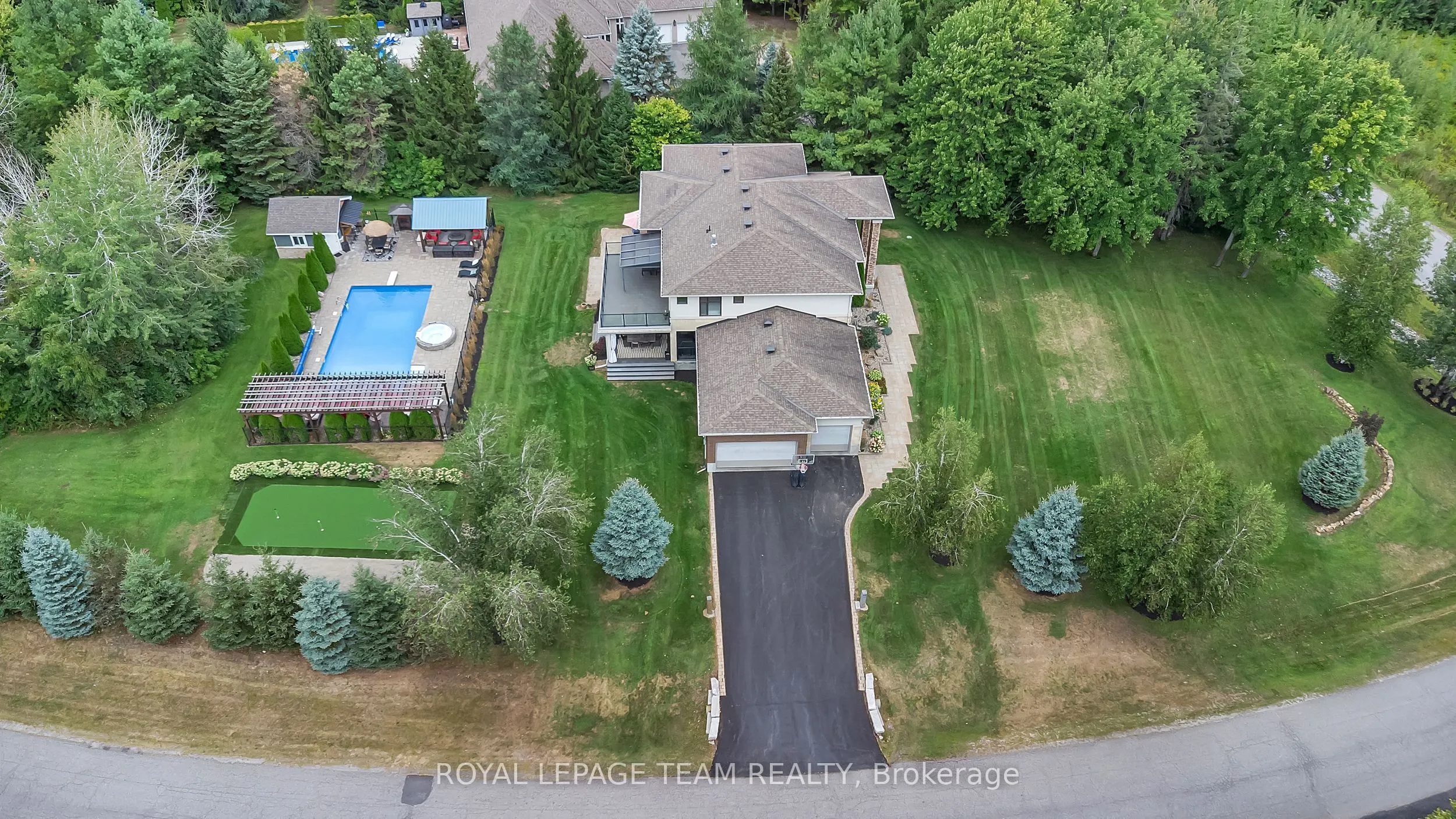 6290 Emerald Links Drive