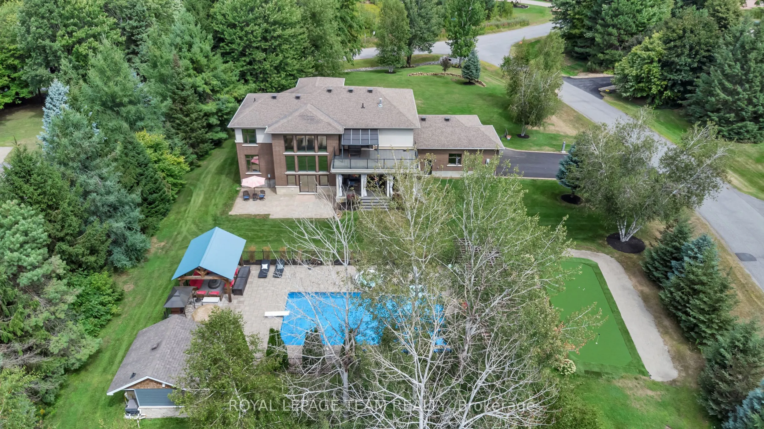6290 Emerald Links Drive