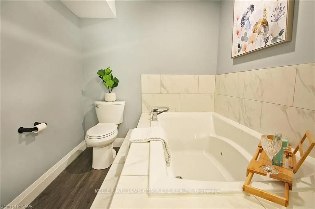 410 Pioneer Drive, #6