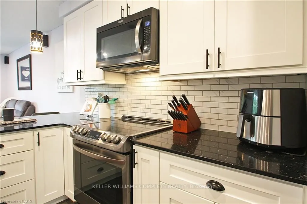 410 Pioneer Drive, #6