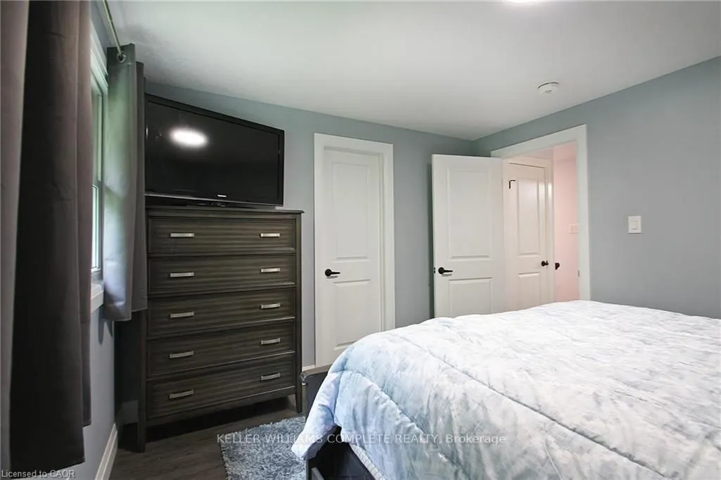 410 Pioneer Drive, #6