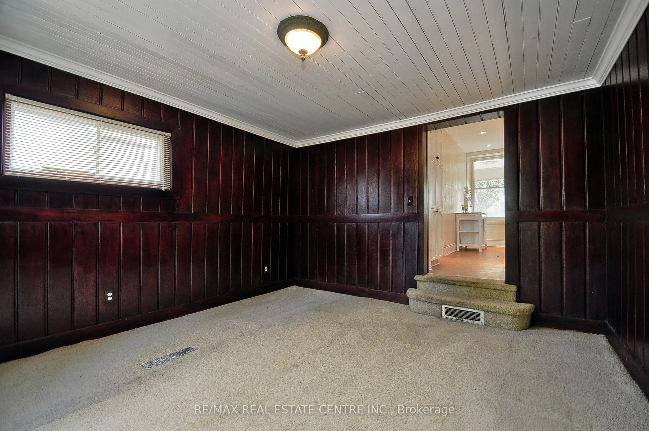 110 Grand Avenue S
