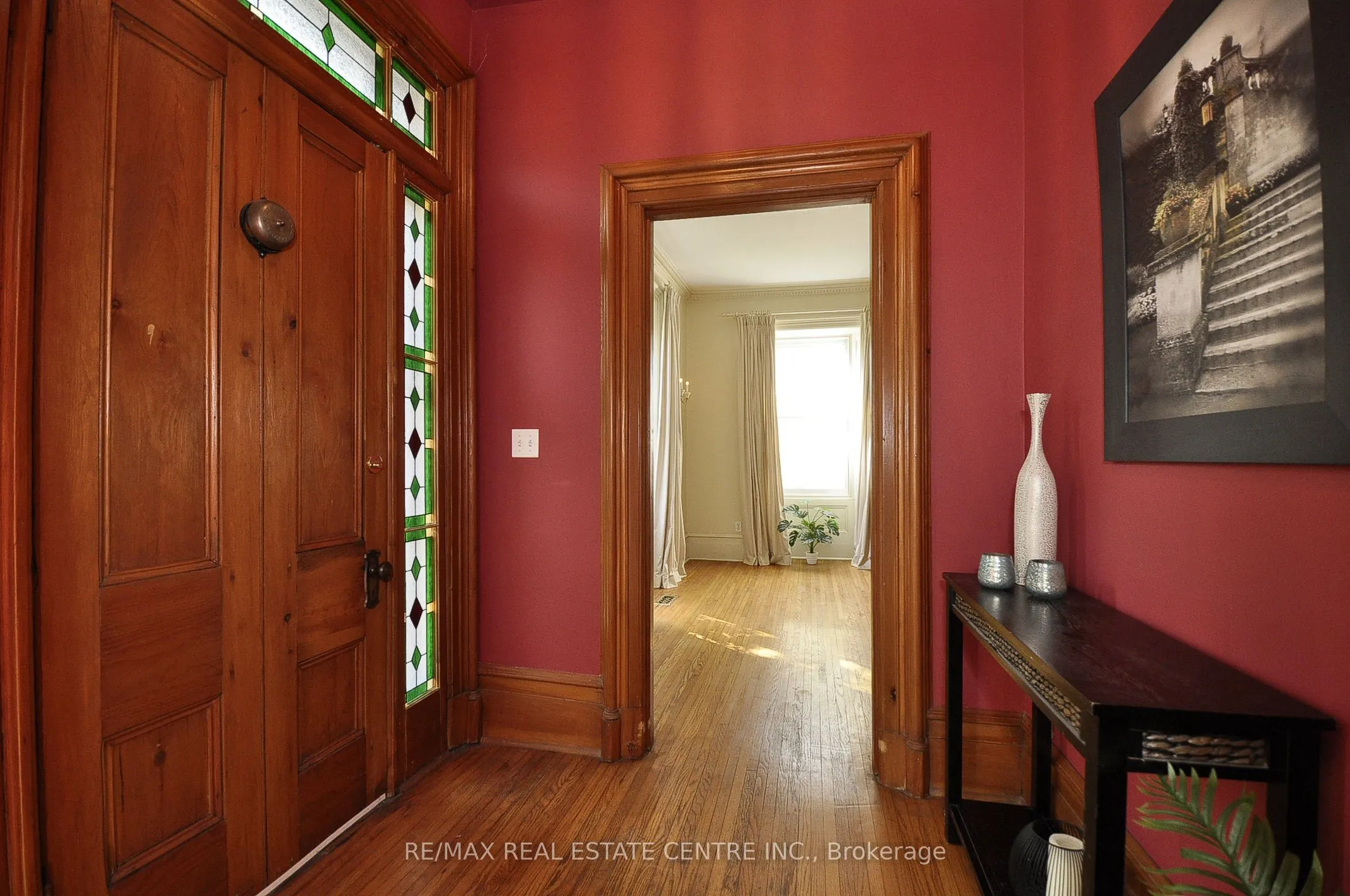 110 Grand Avenue S