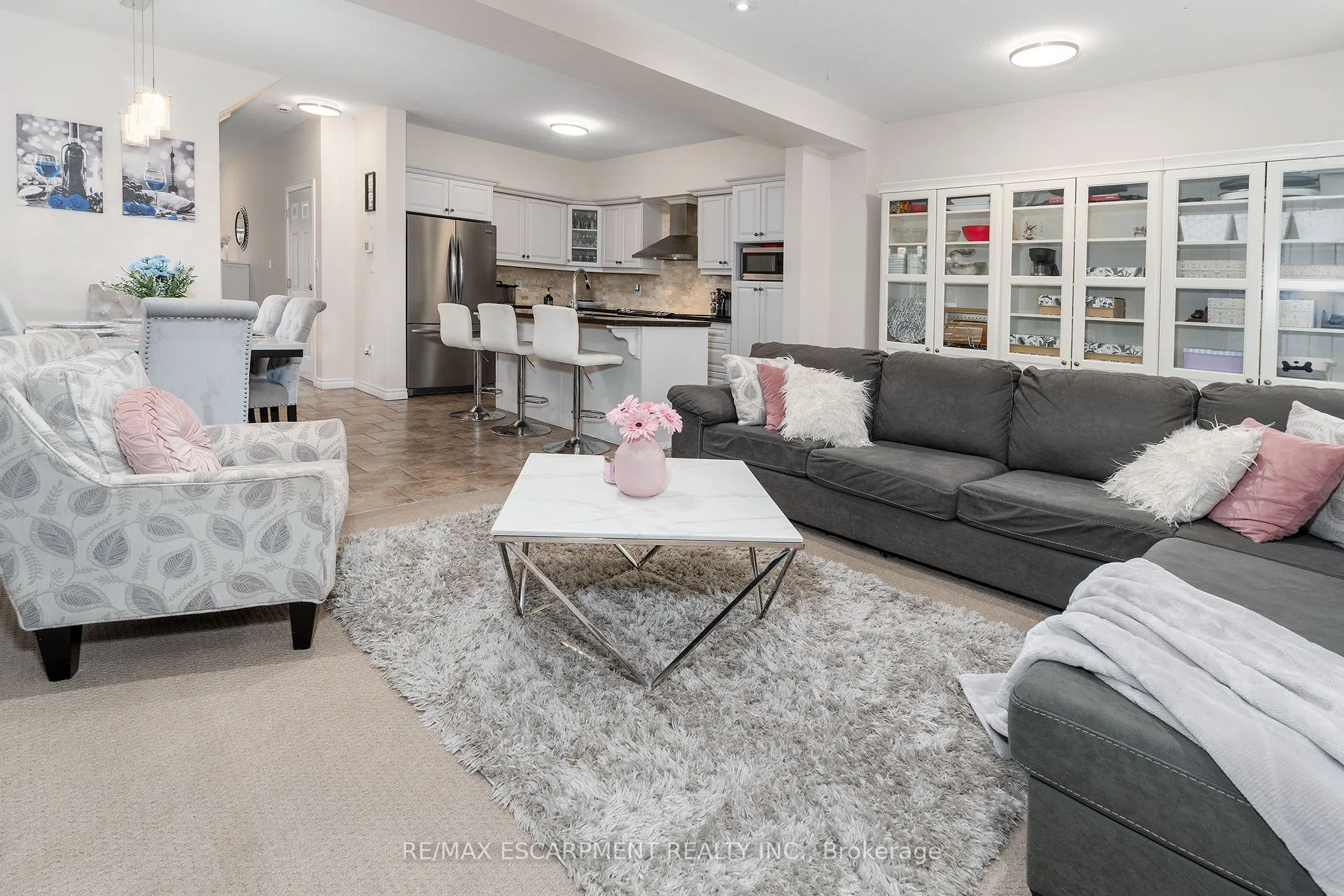 345 Glancaster Road, #14