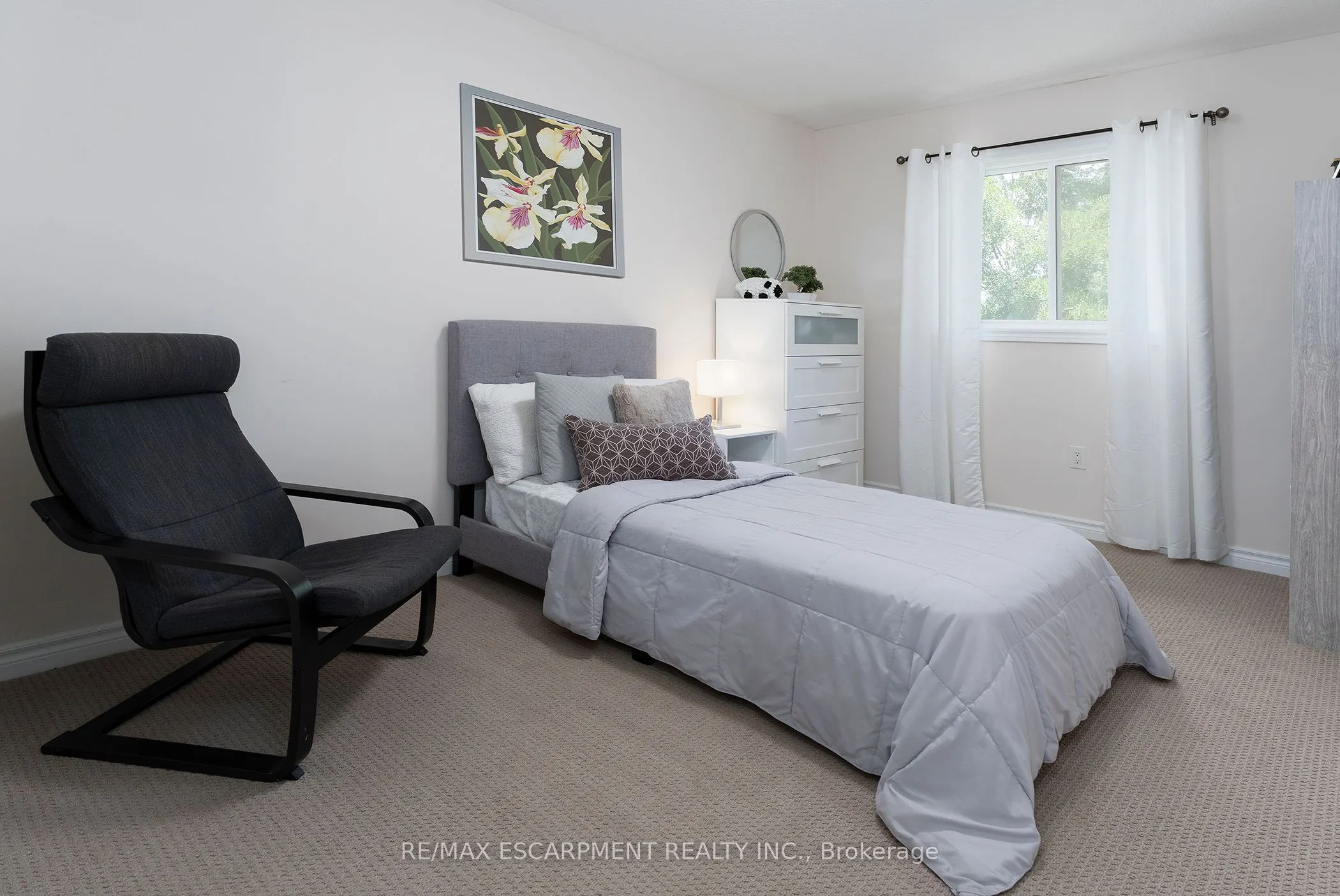 345 Glancaster Road, #14