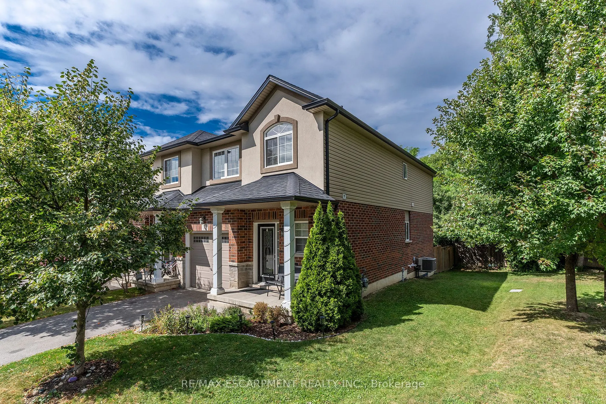 345 Glancaster Road, #14
