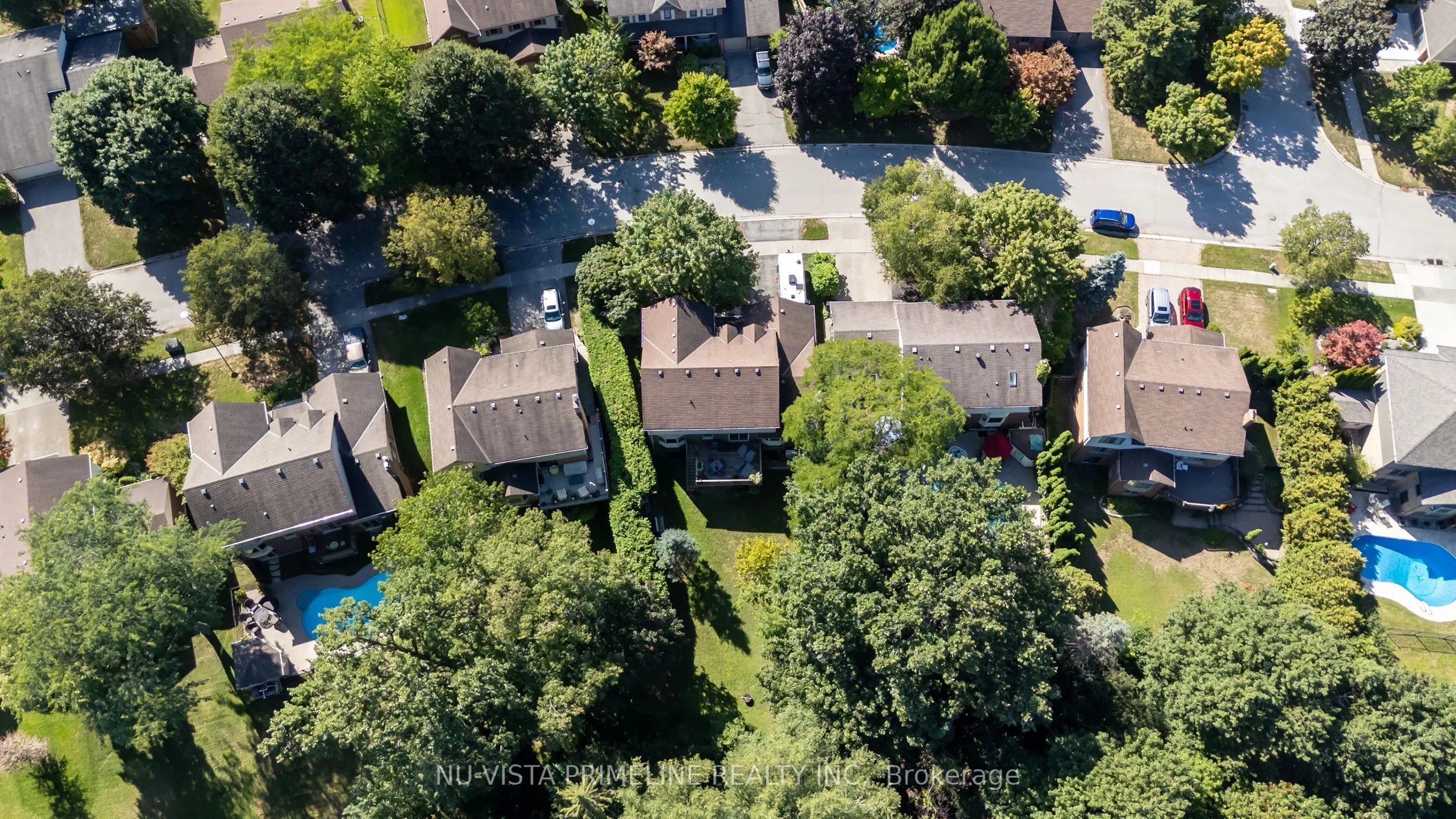 50 Meridene Crescent E
