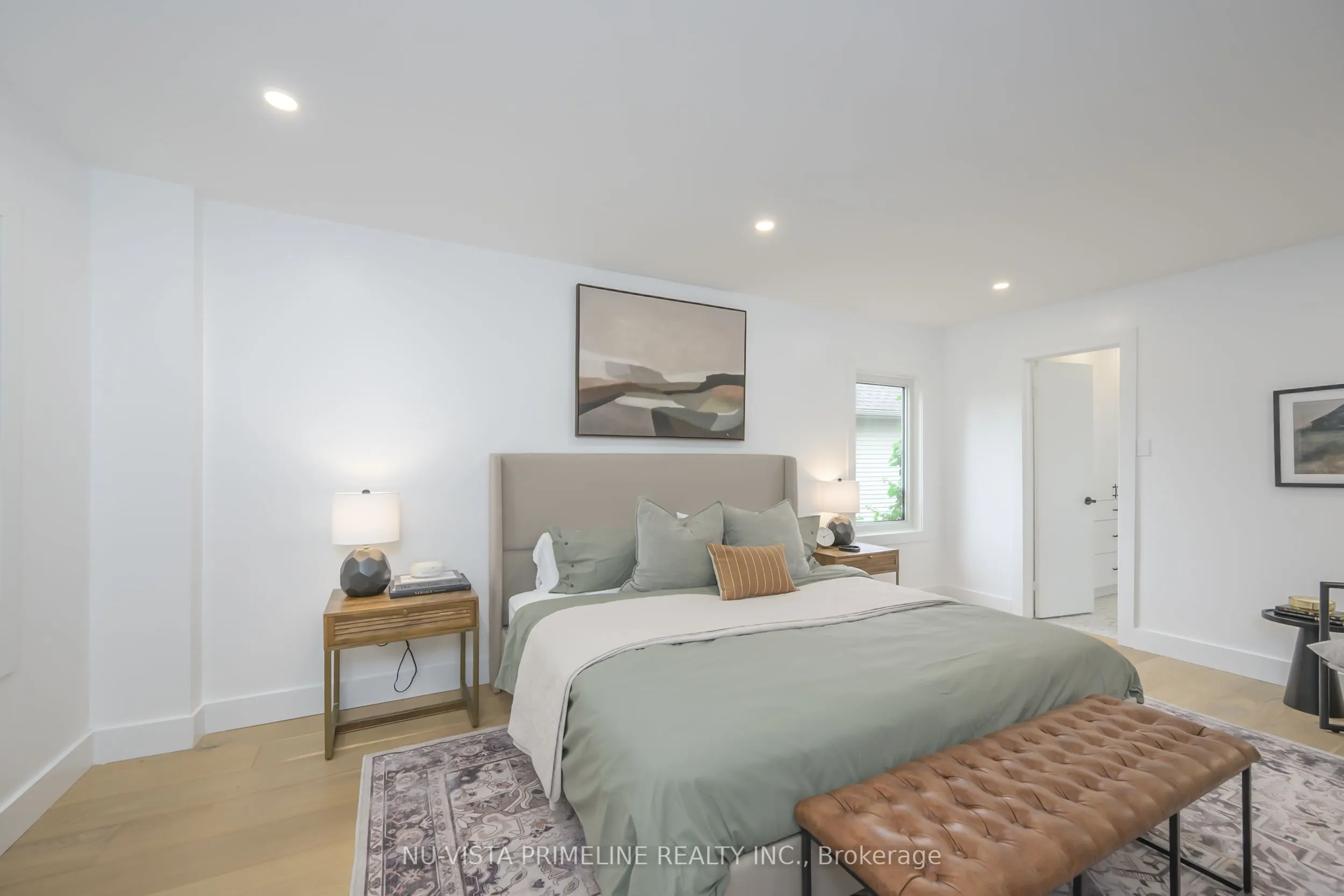 50 Meridene Crescent E
