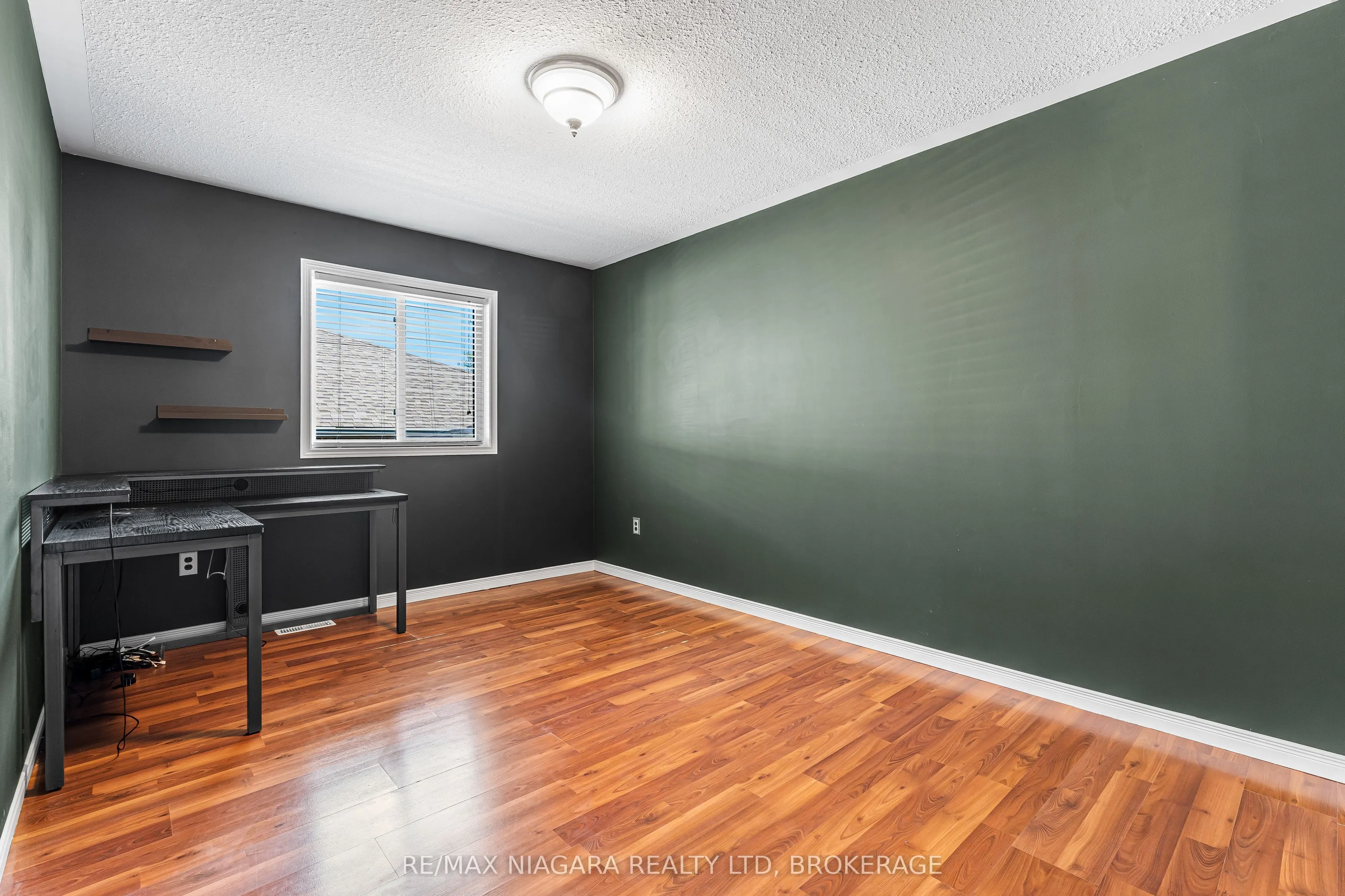 113 Foxtail Avenue