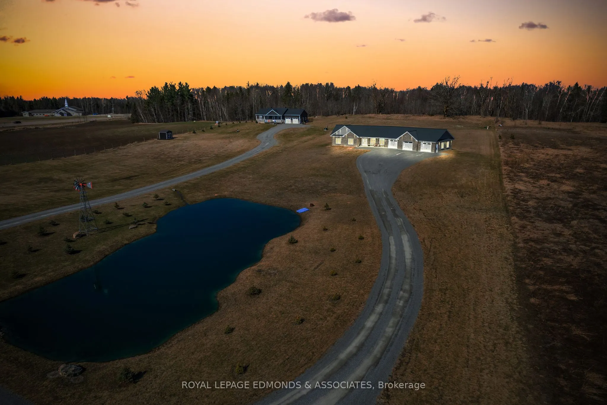346 Foresters Falls Road
