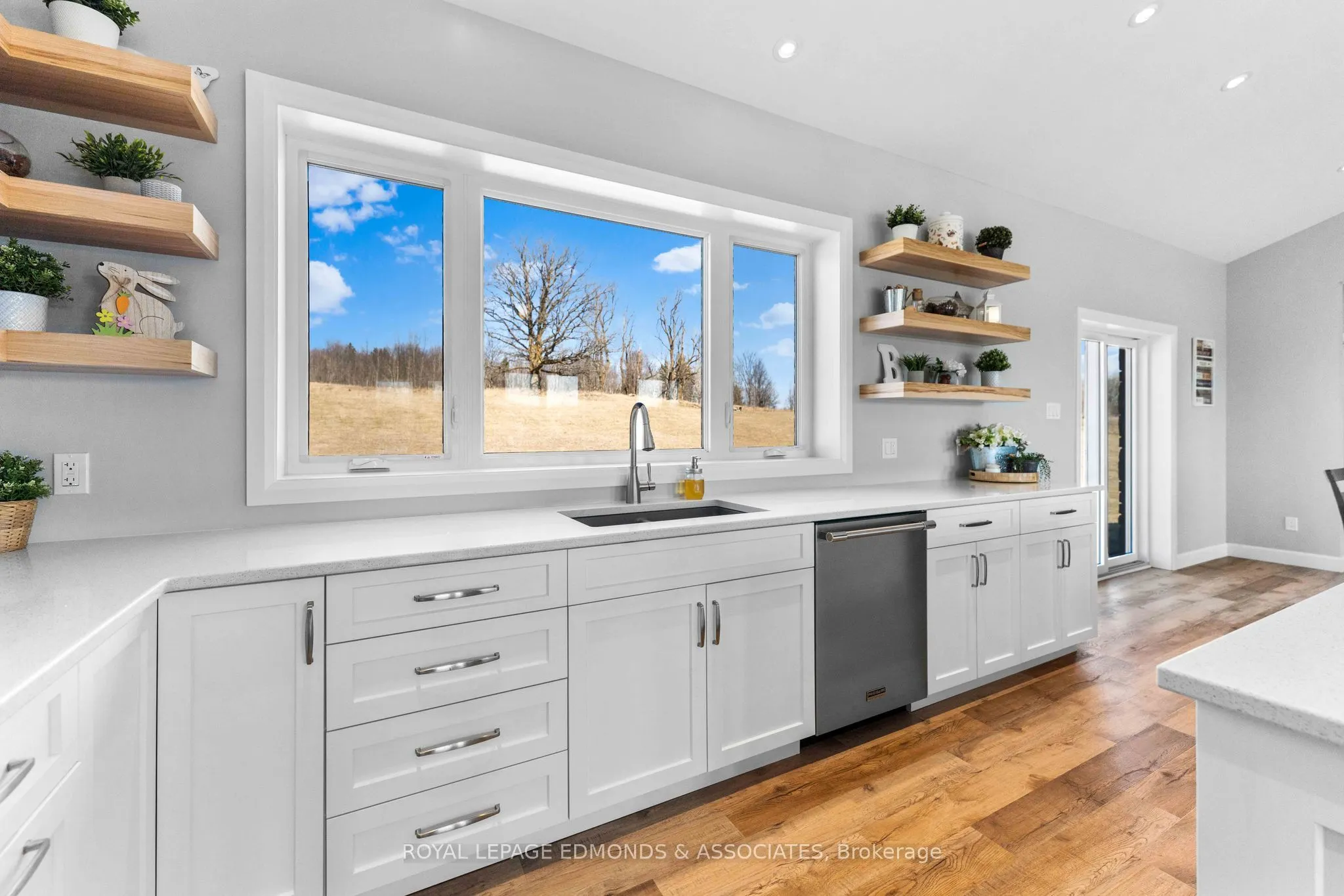 346 Foresters Falls Road