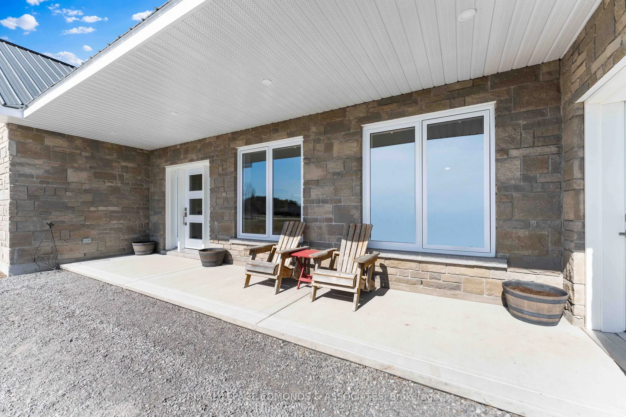 346 Foresters Falls Road