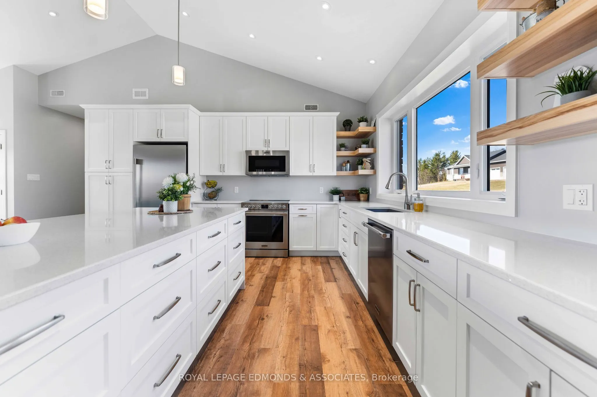 346 Foresters Falls Road