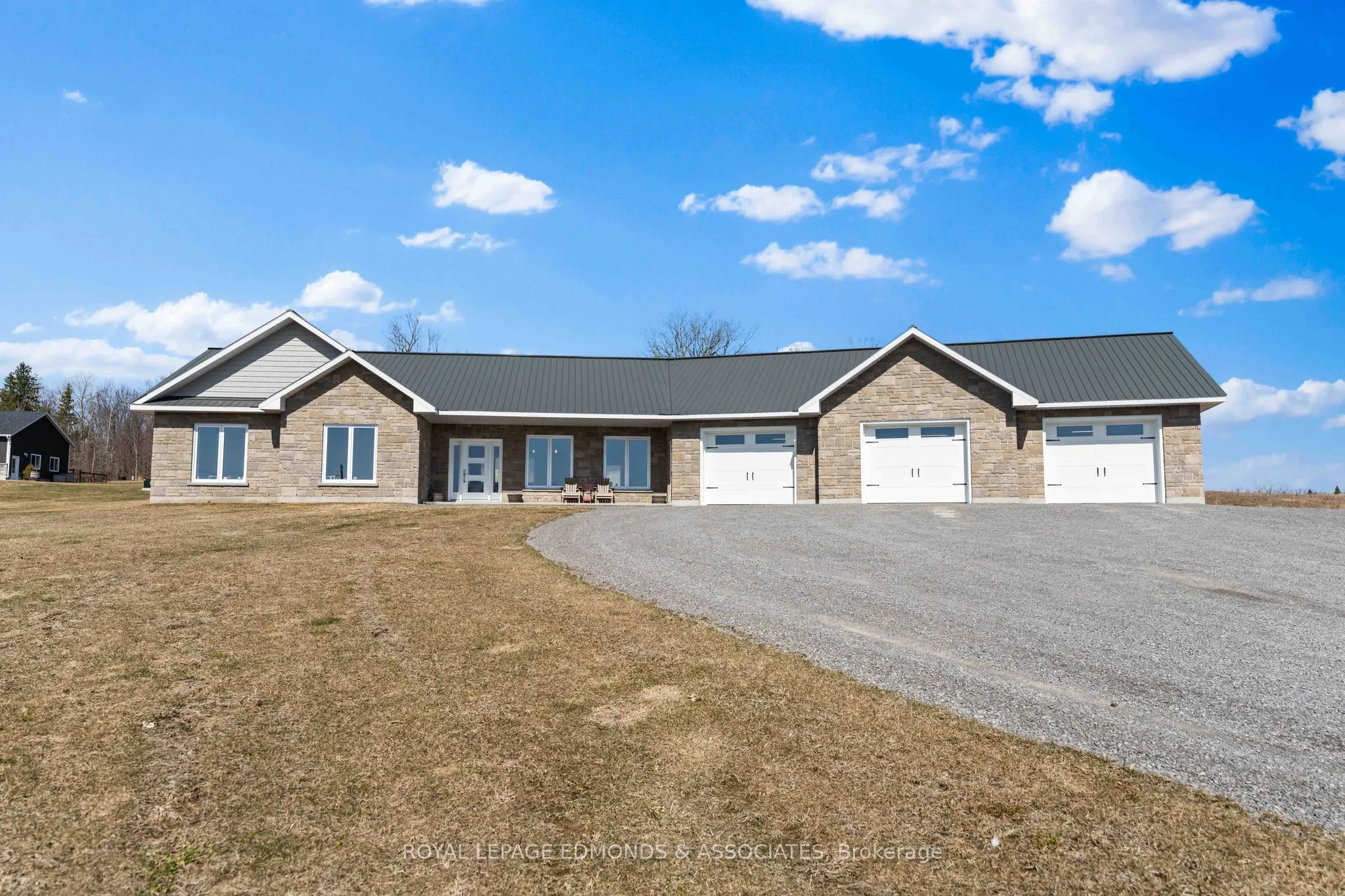 346 Foresters Falls Road
