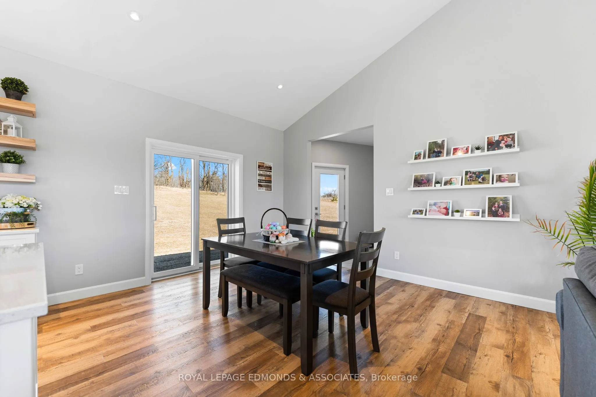 346 Foresters Falls Road