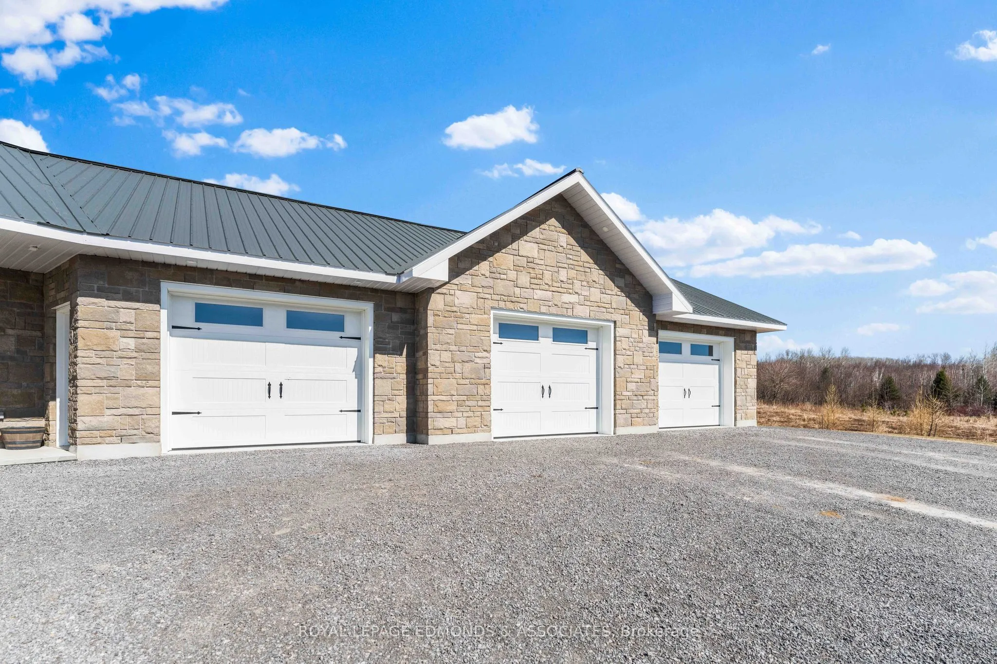 346 Foresters Falls Road