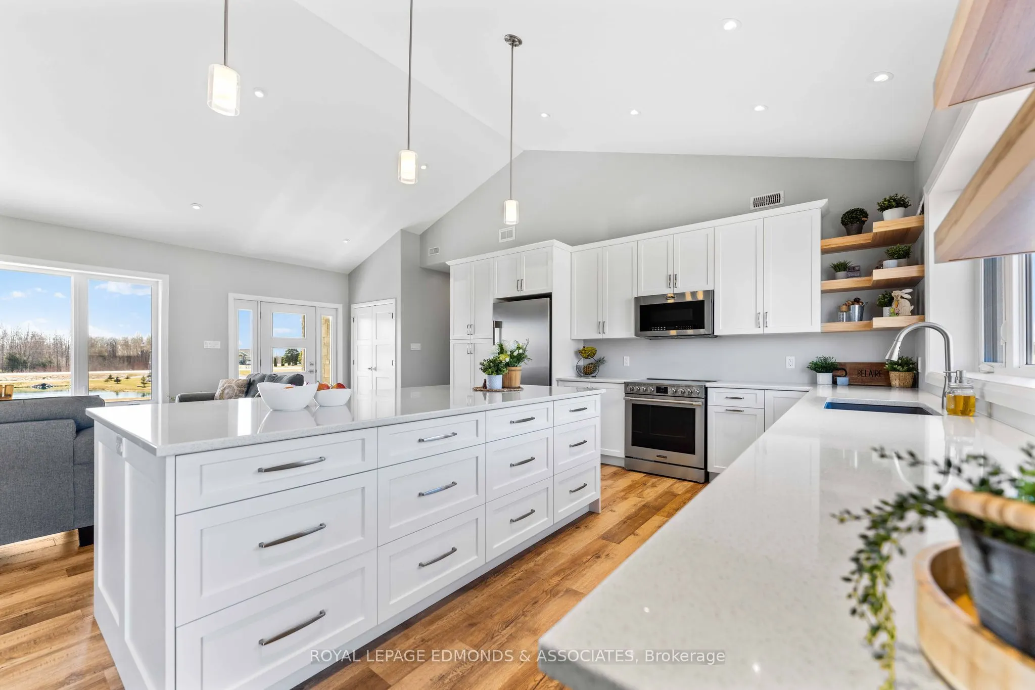 346 Foresters Falls Road