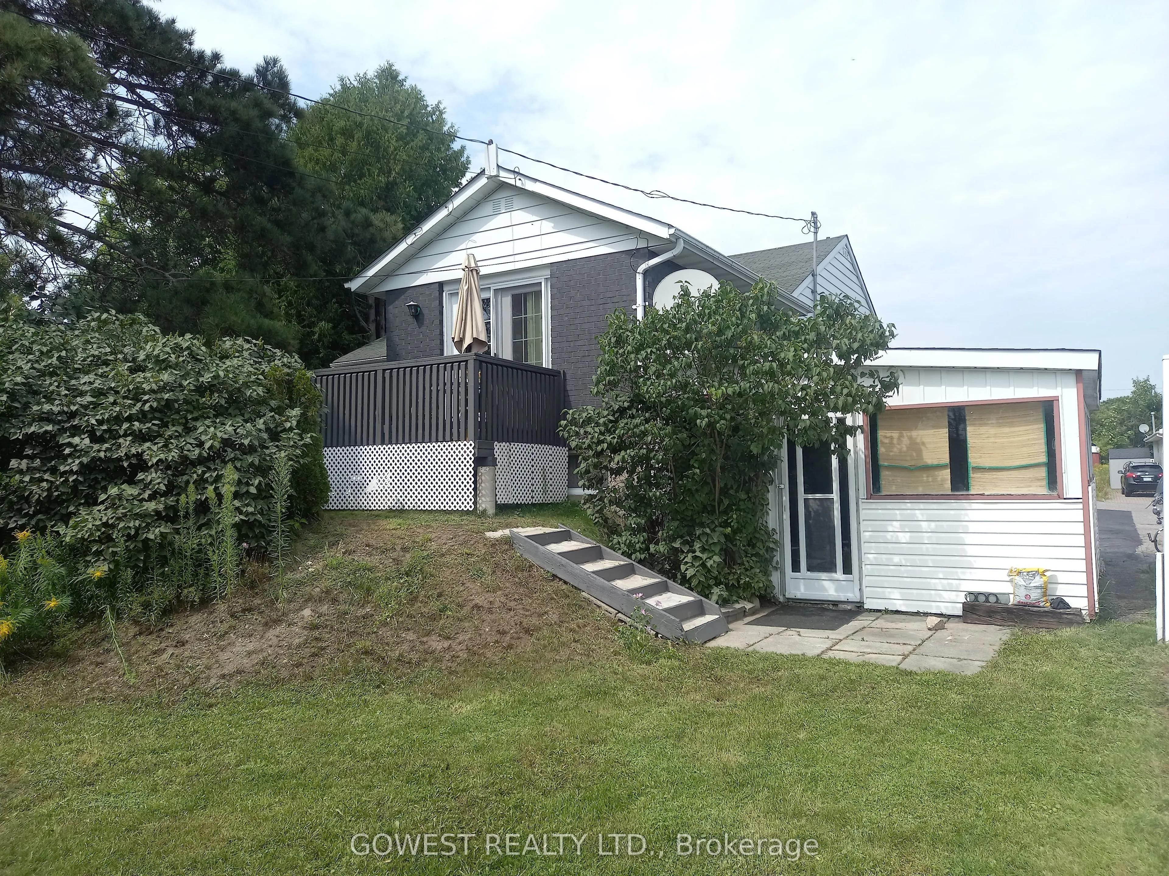 3 Hart Road