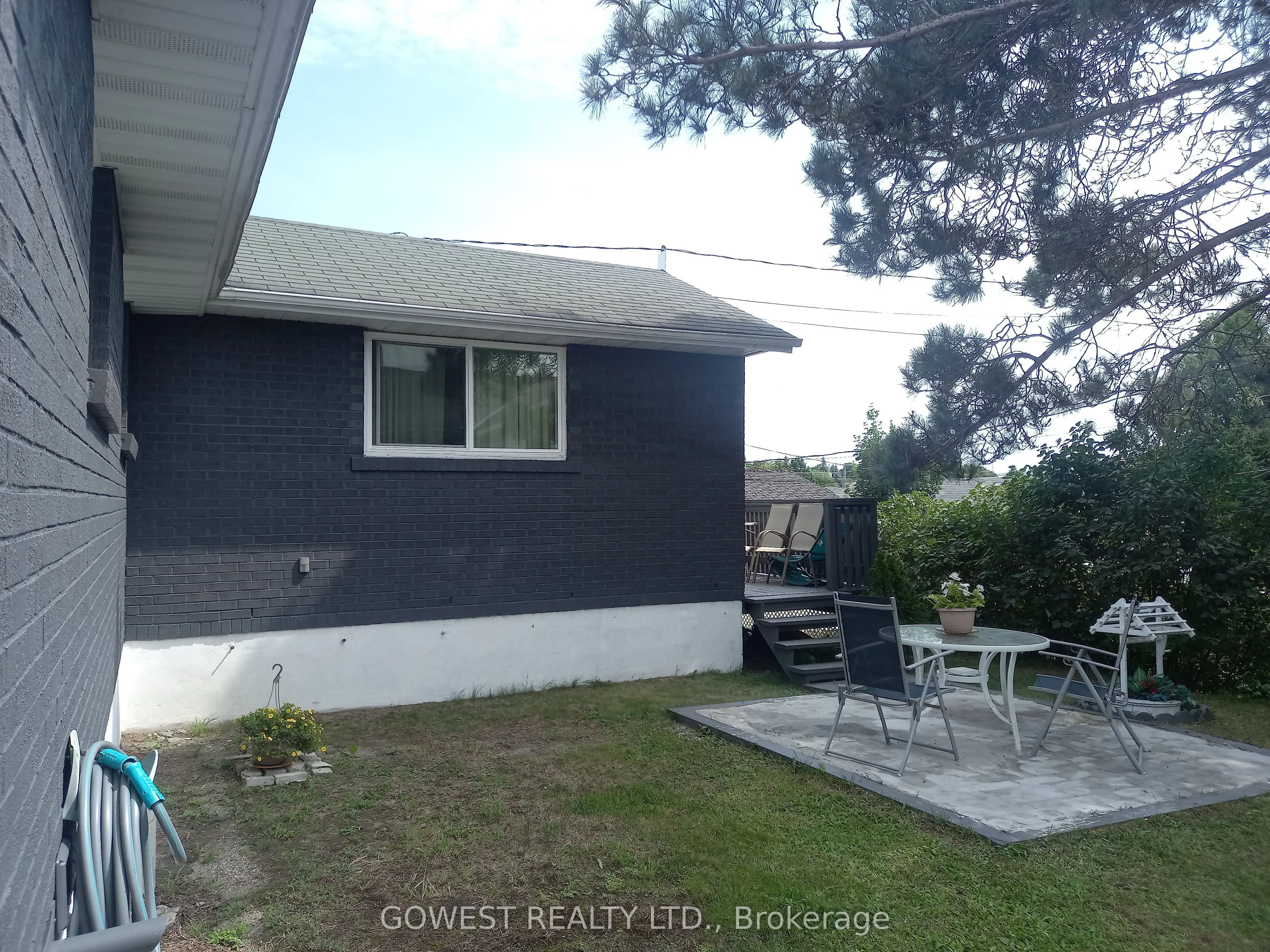3 Hart Road