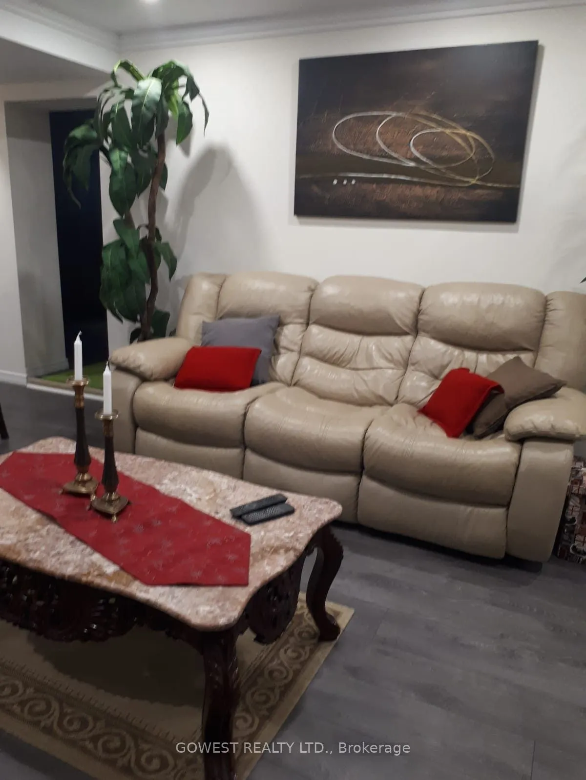 3 Hart Road