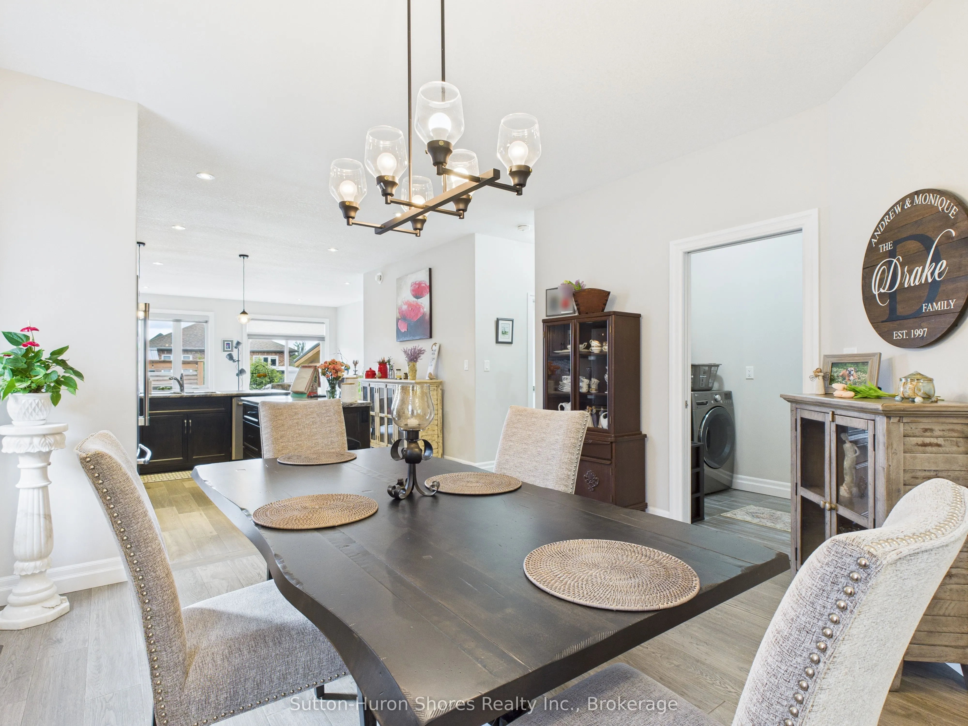 404 Devonshire Road