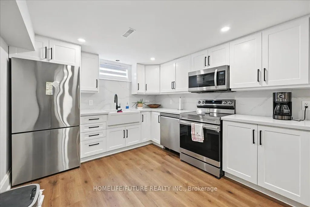 7 Grandview Avenue