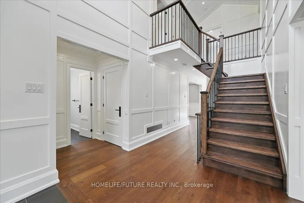 7 Grandview Avenue