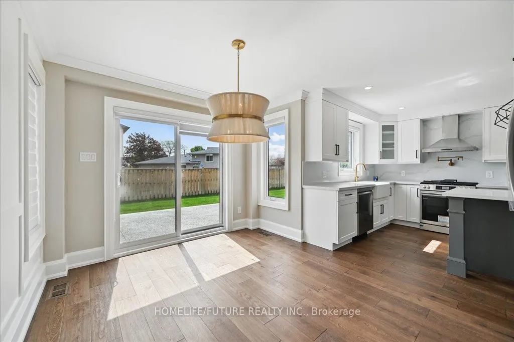 7 Grandview Avenue