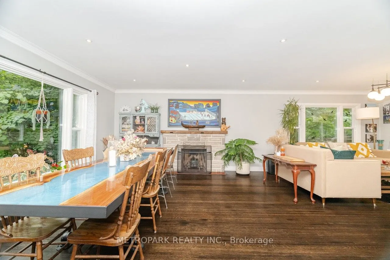 82 Creighton Road