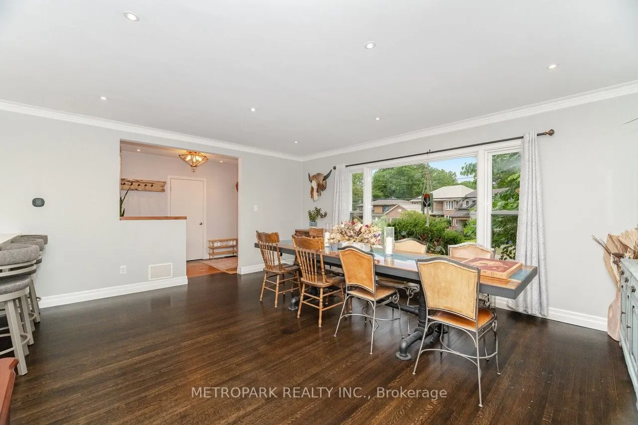 82 Creighton Road