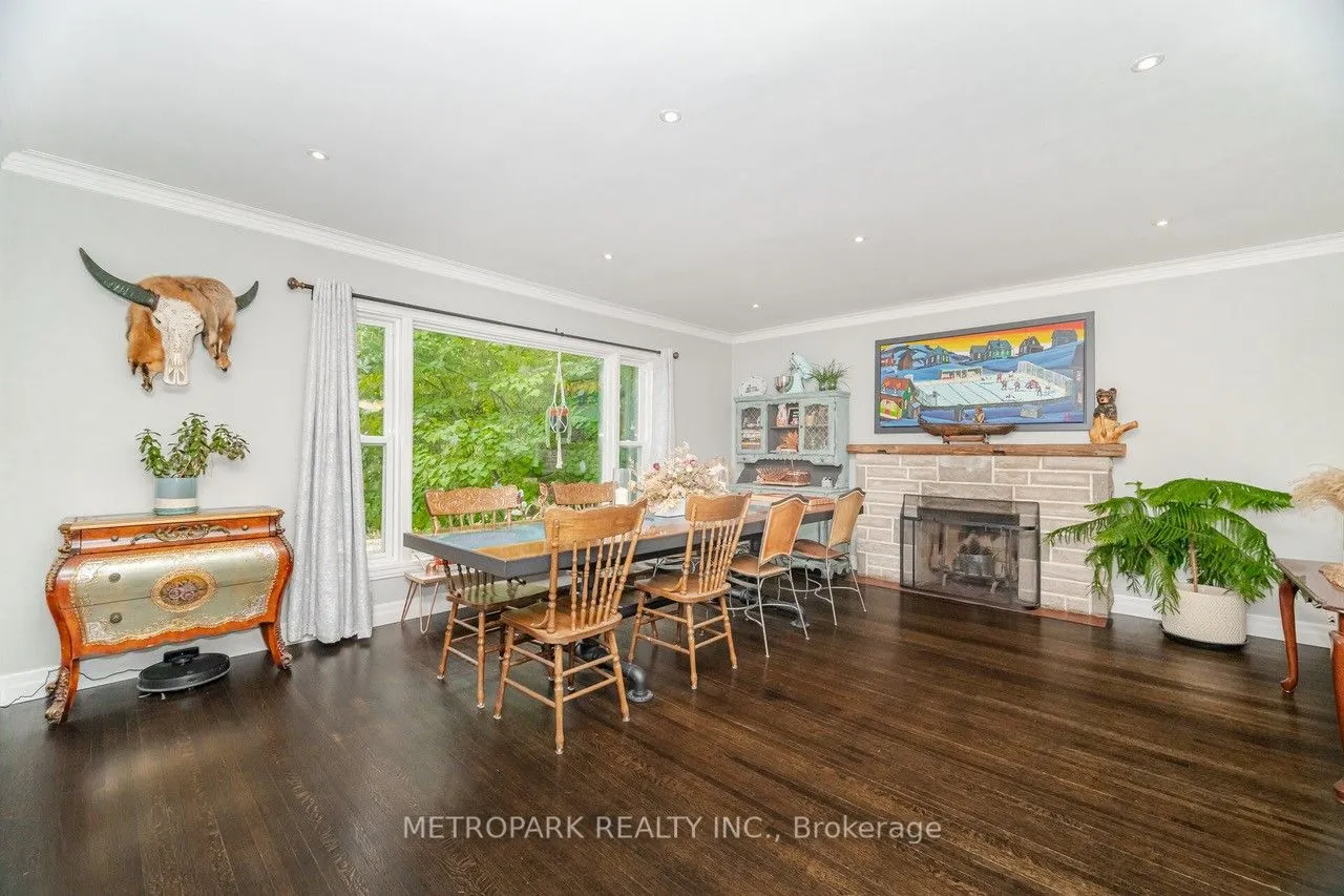 82 Creighton Road