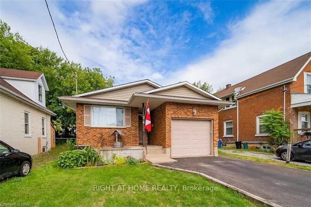 3 Herrick Avenue, #Bsmt