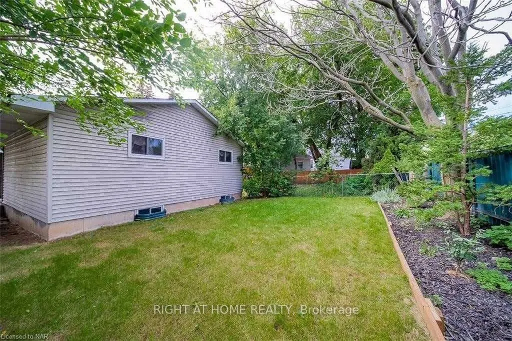 3 Herrick Avenue, #Bsmt