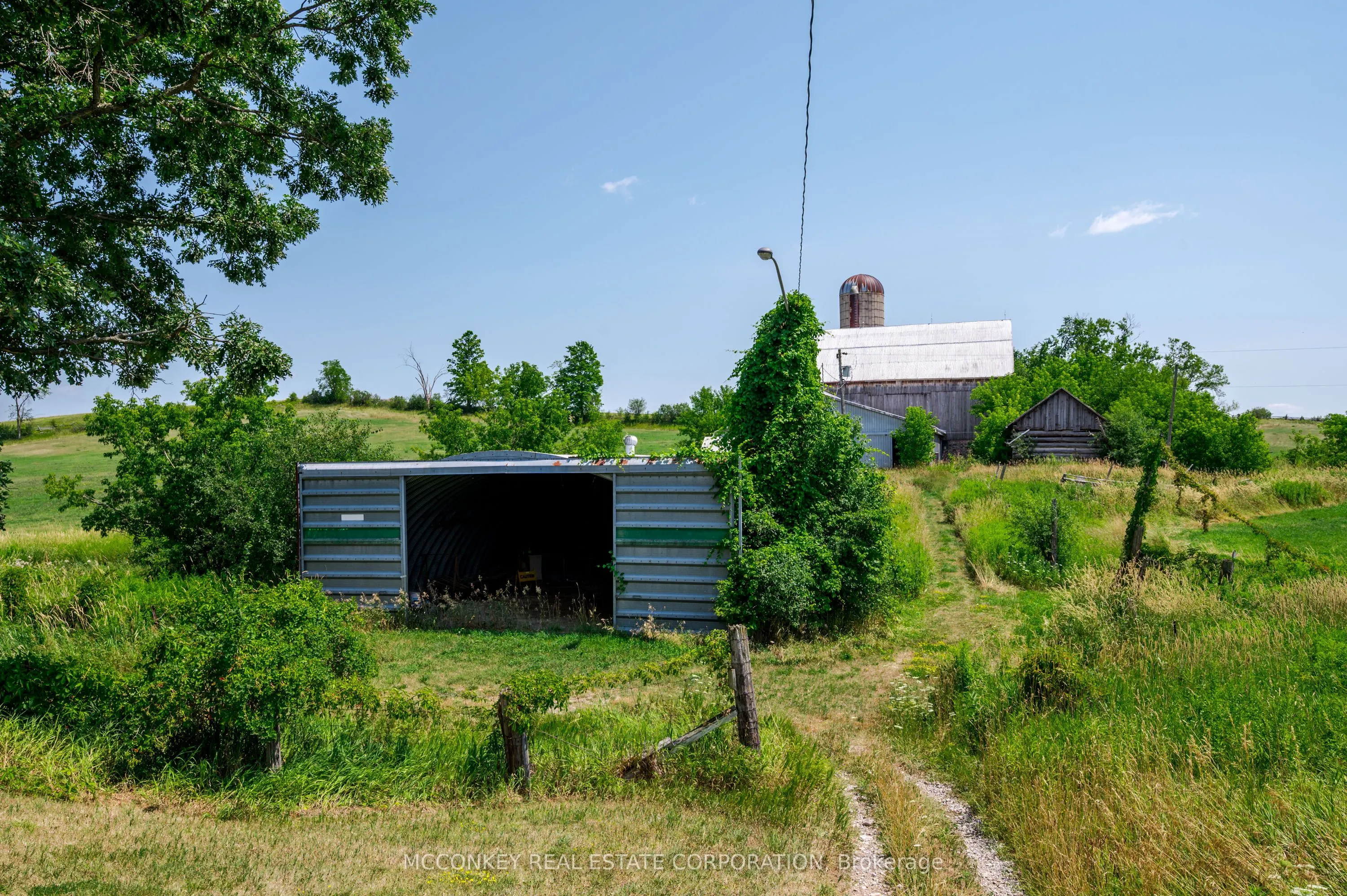2137 DRUMMOND Line