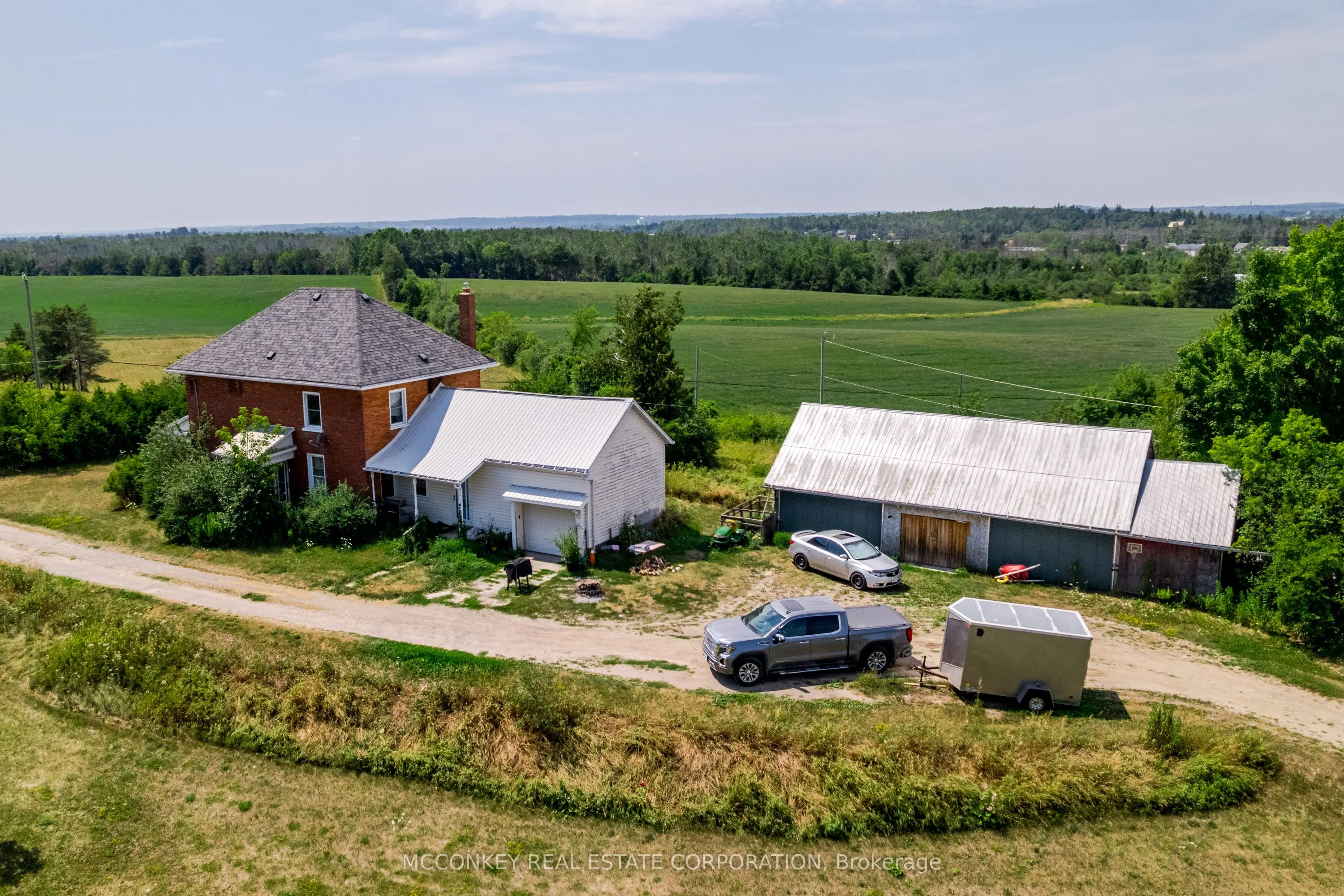 2137 DRUMMOND Line