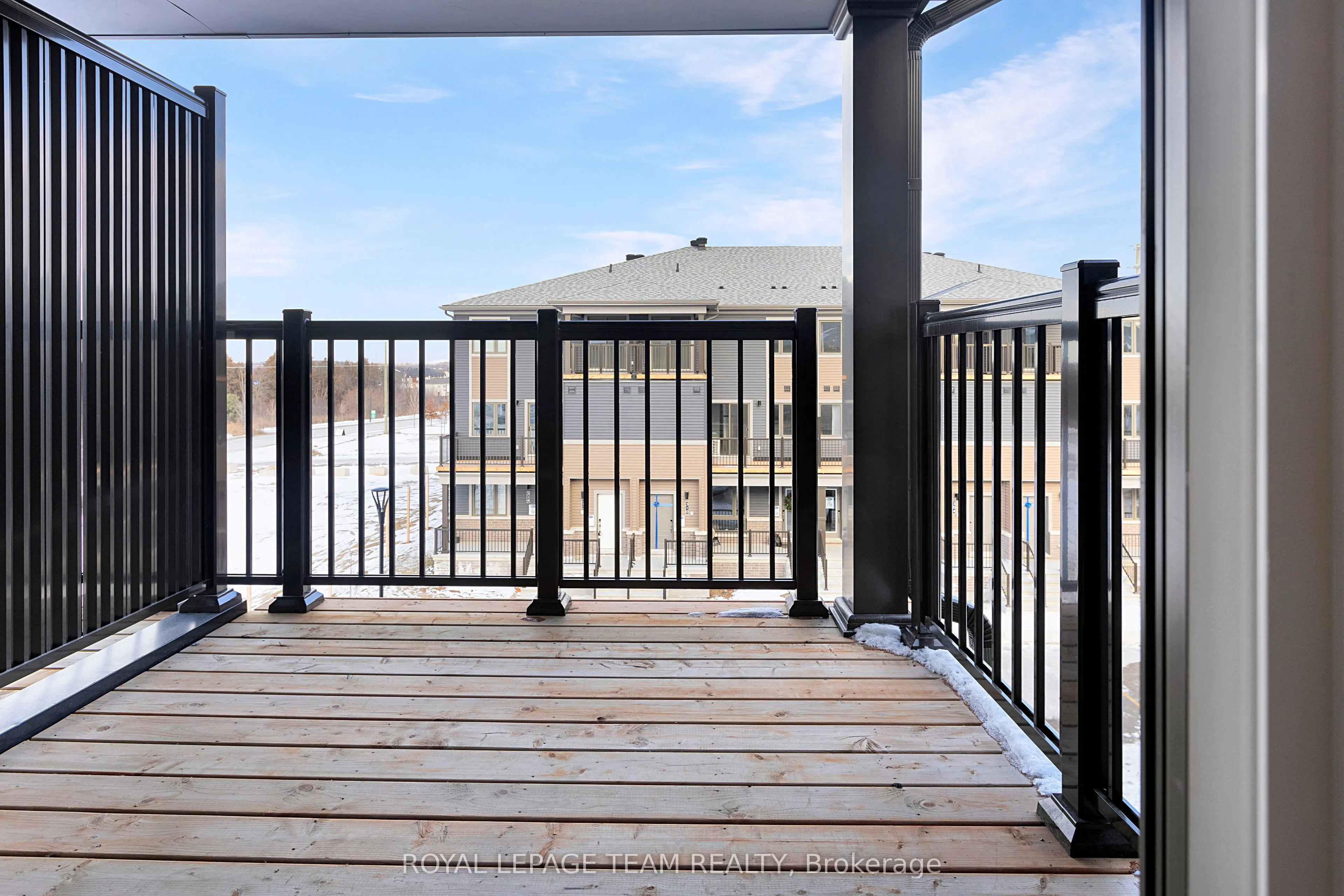 212 Parnian Pvt, #212