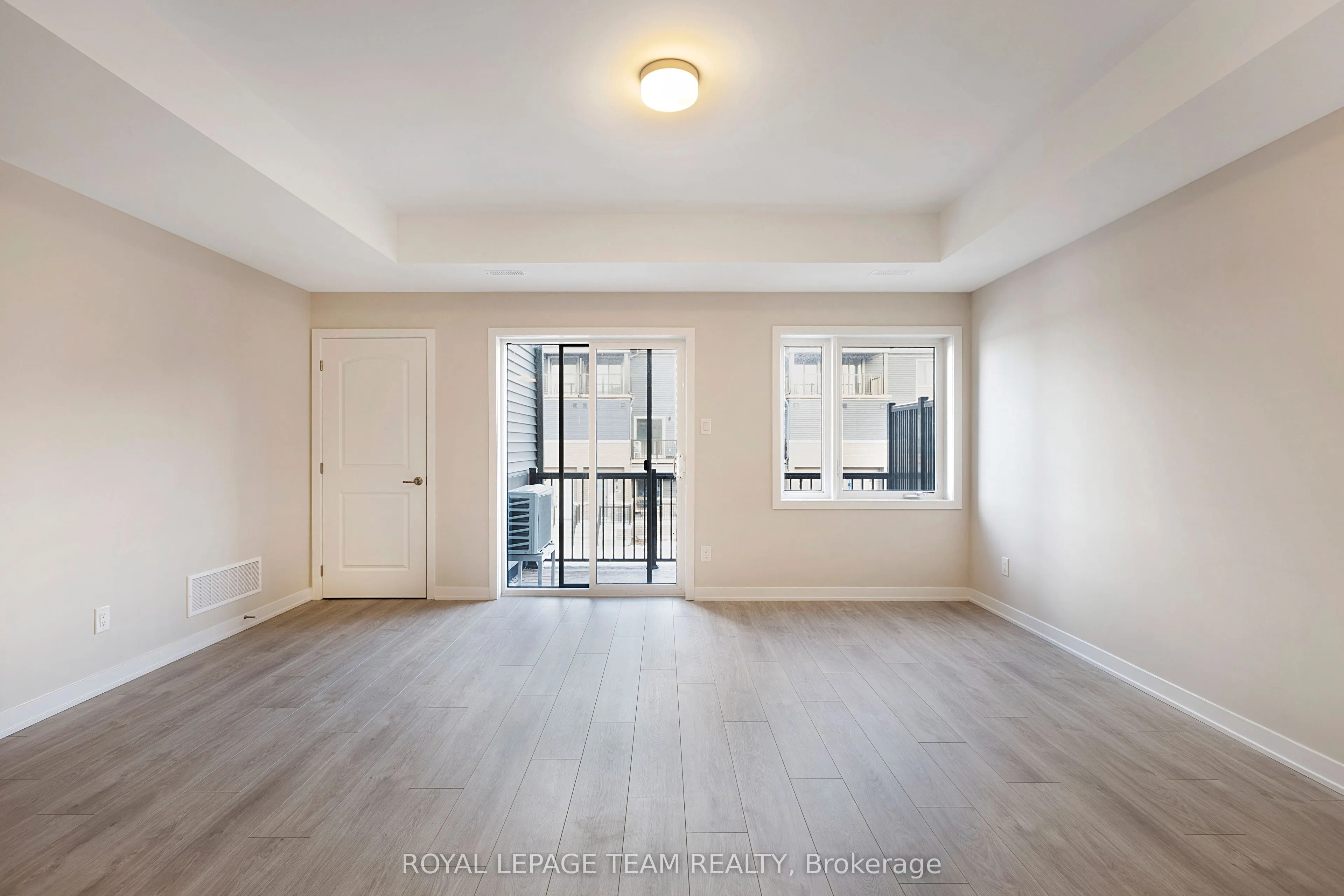 212 Parnian Pvt, #212