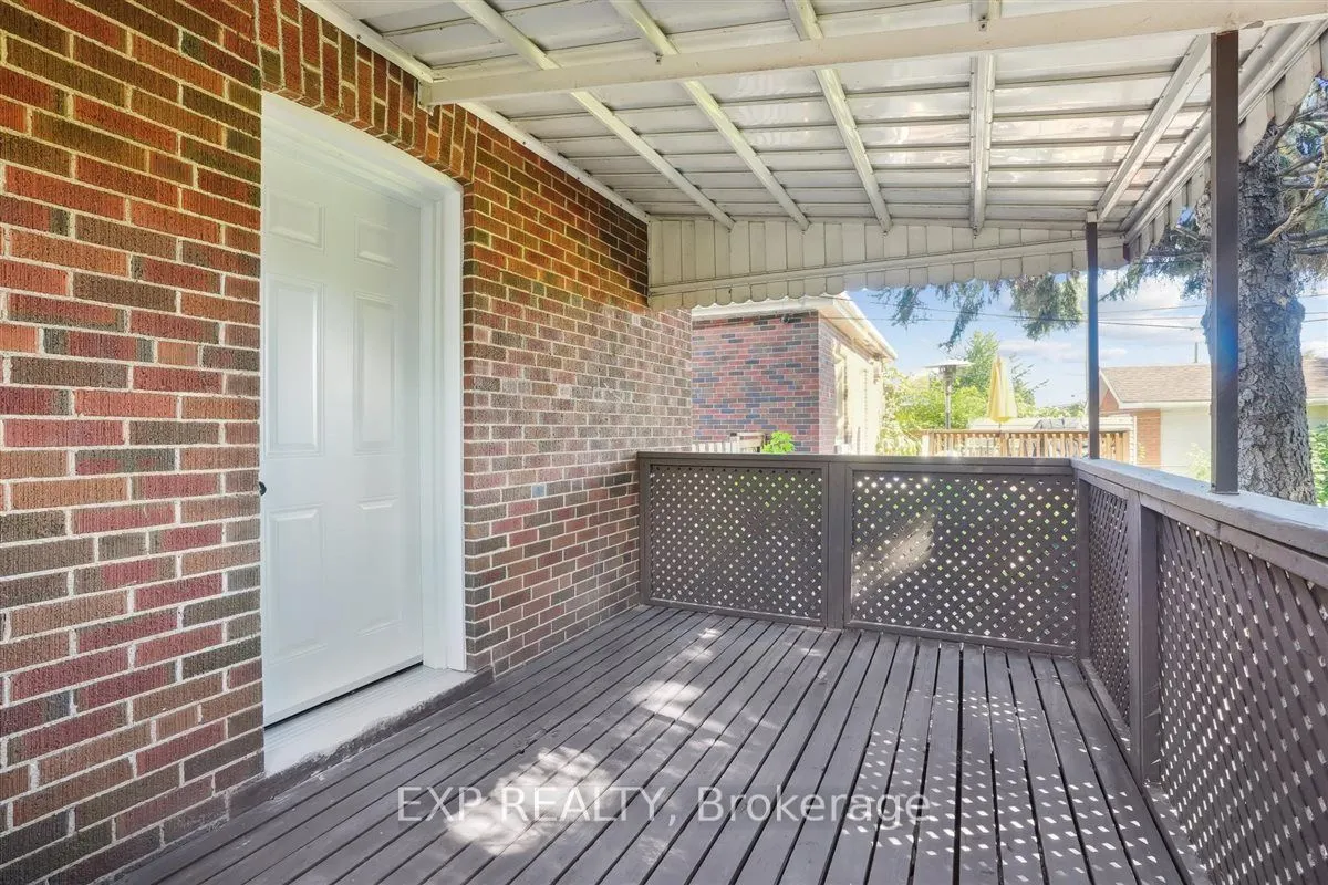 41 Cameron Avenue S