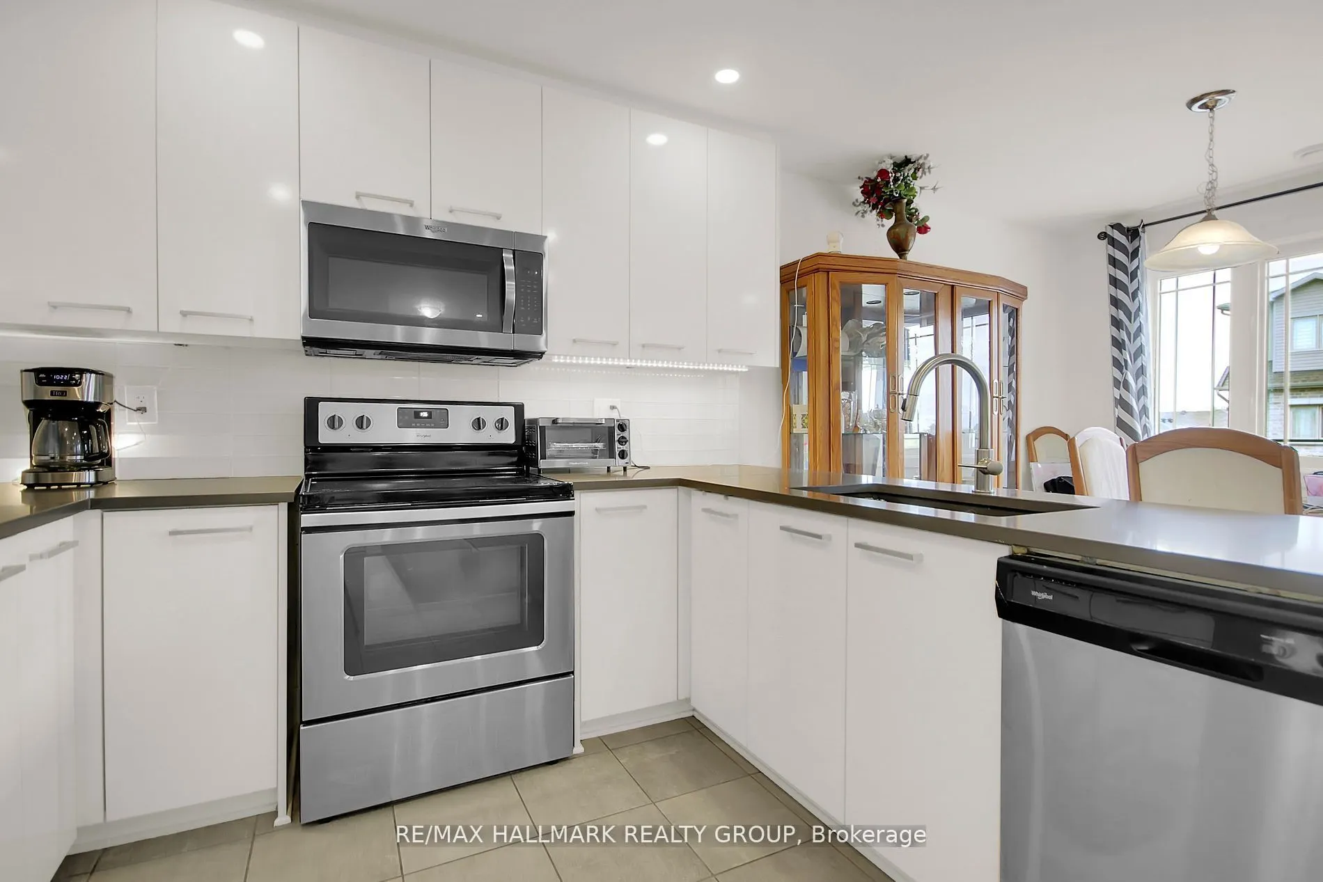 340 TRIBECA Private, #10