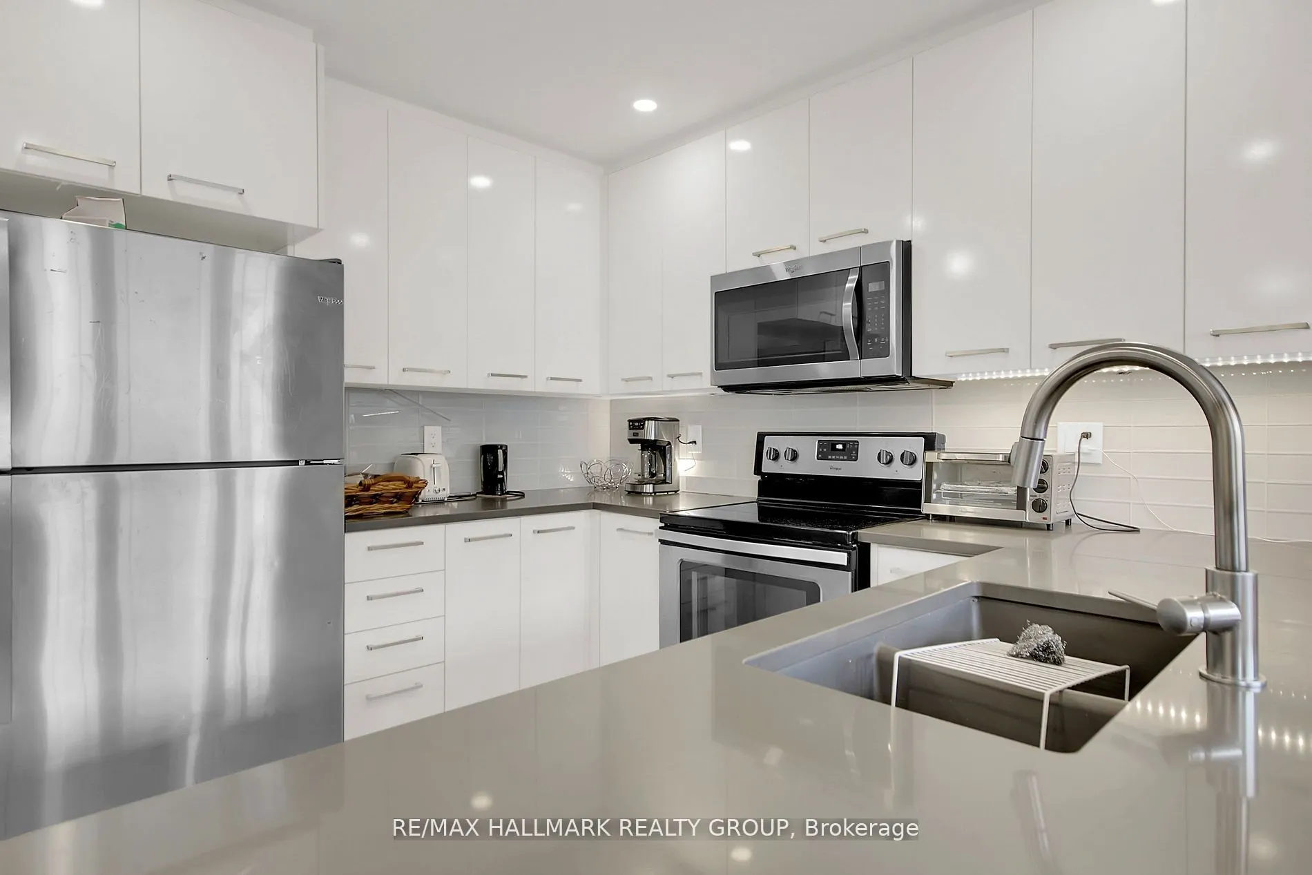 340 TRIBECA Private, #10