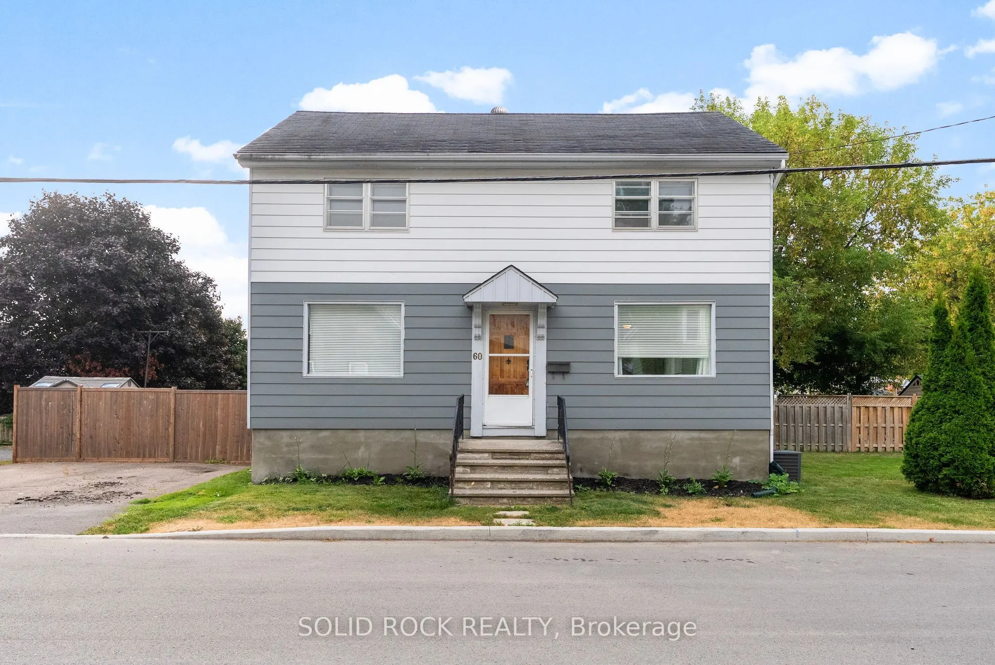 60 Hugh Street S