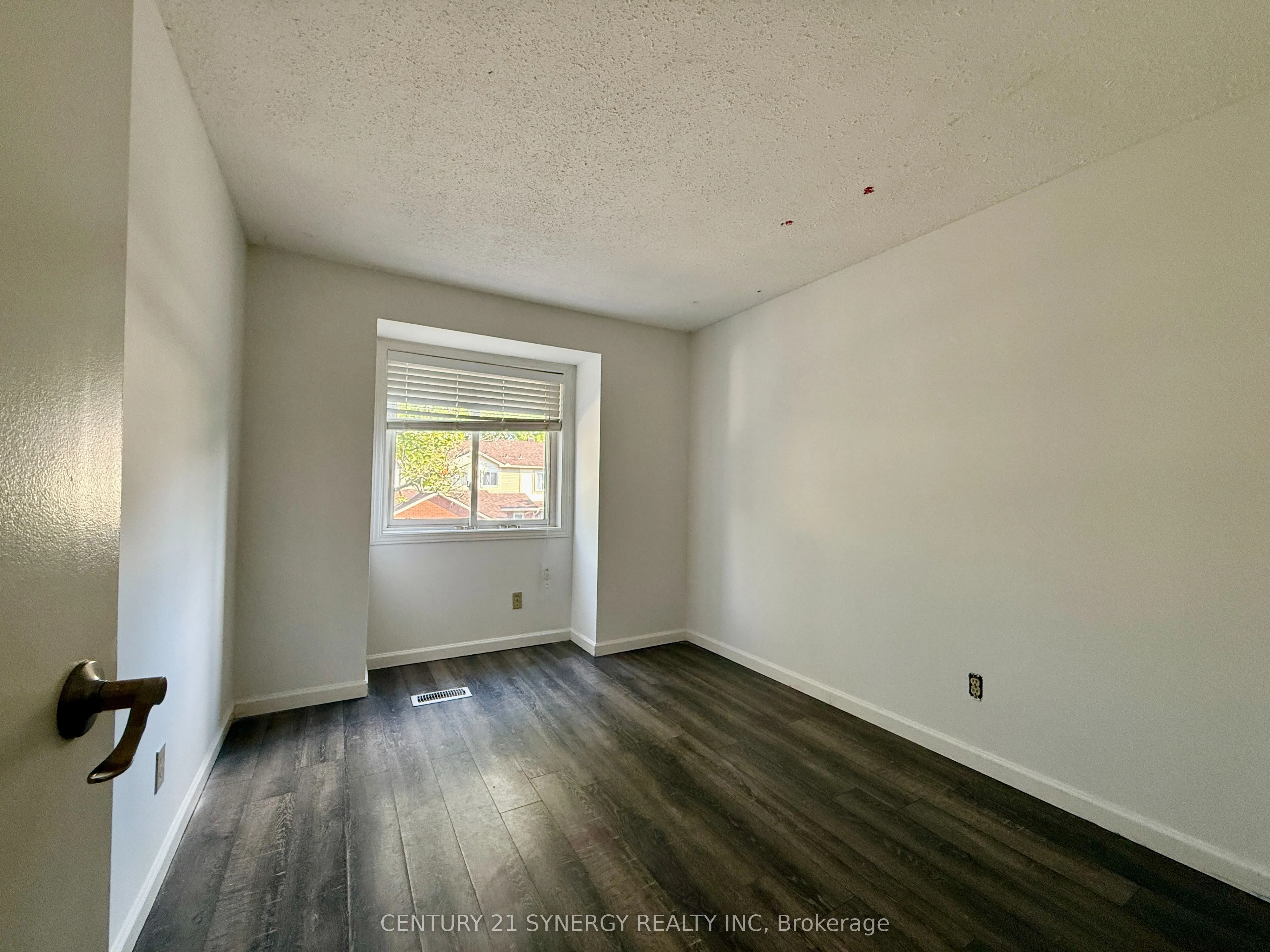 1601 Cheevers Crescent, #80