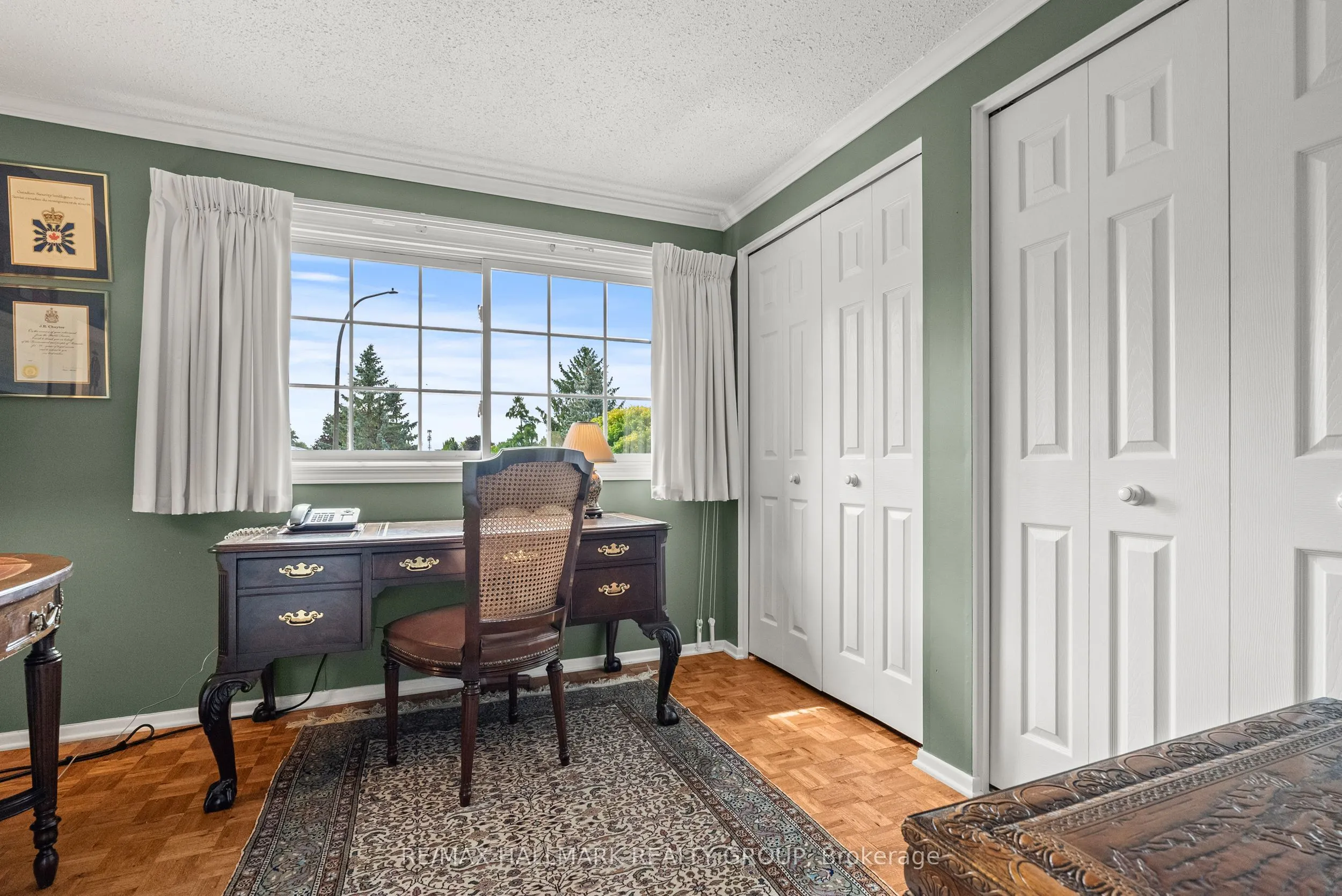 52 Knollsbrook Drive
