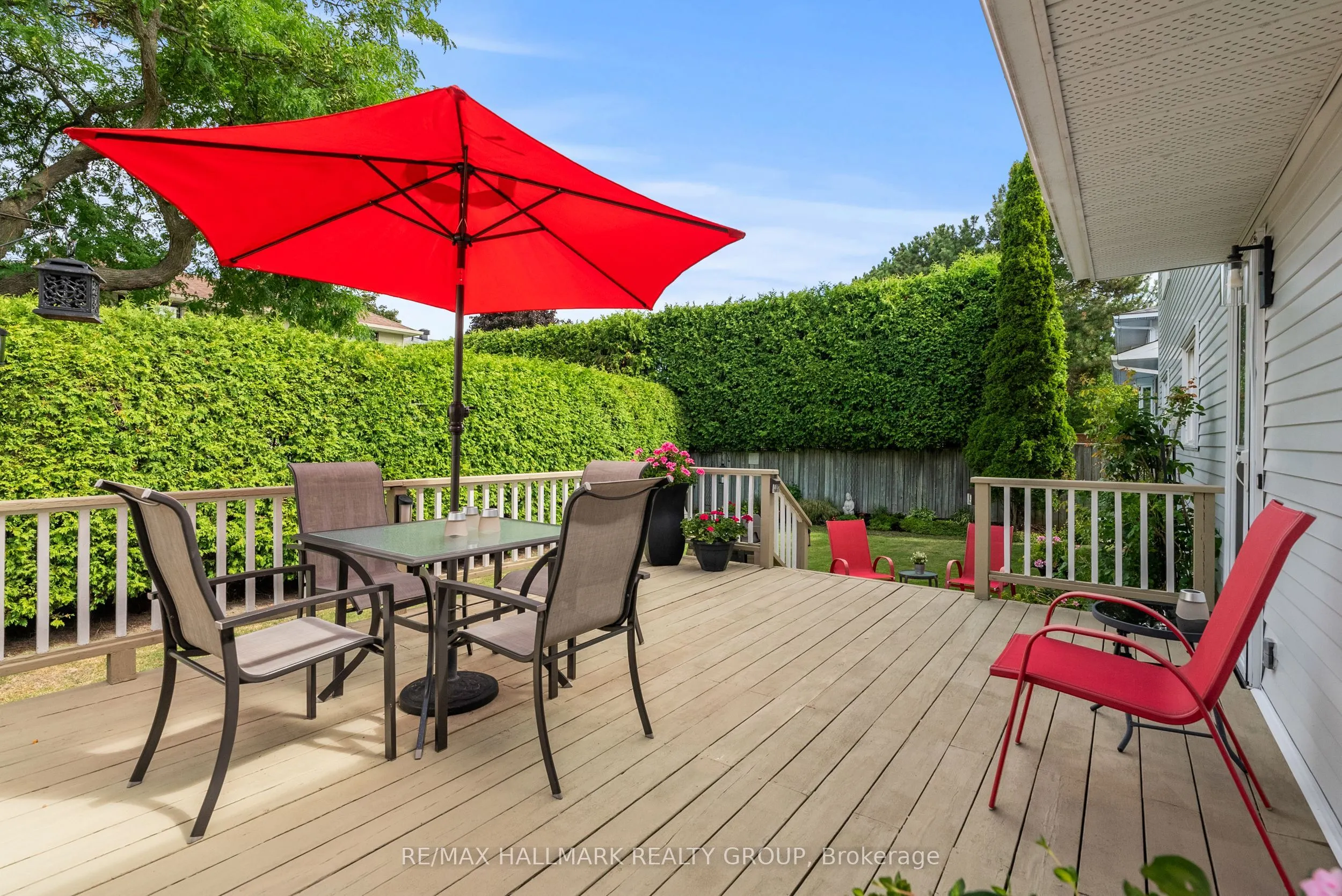 52 Knollsbrook Drive