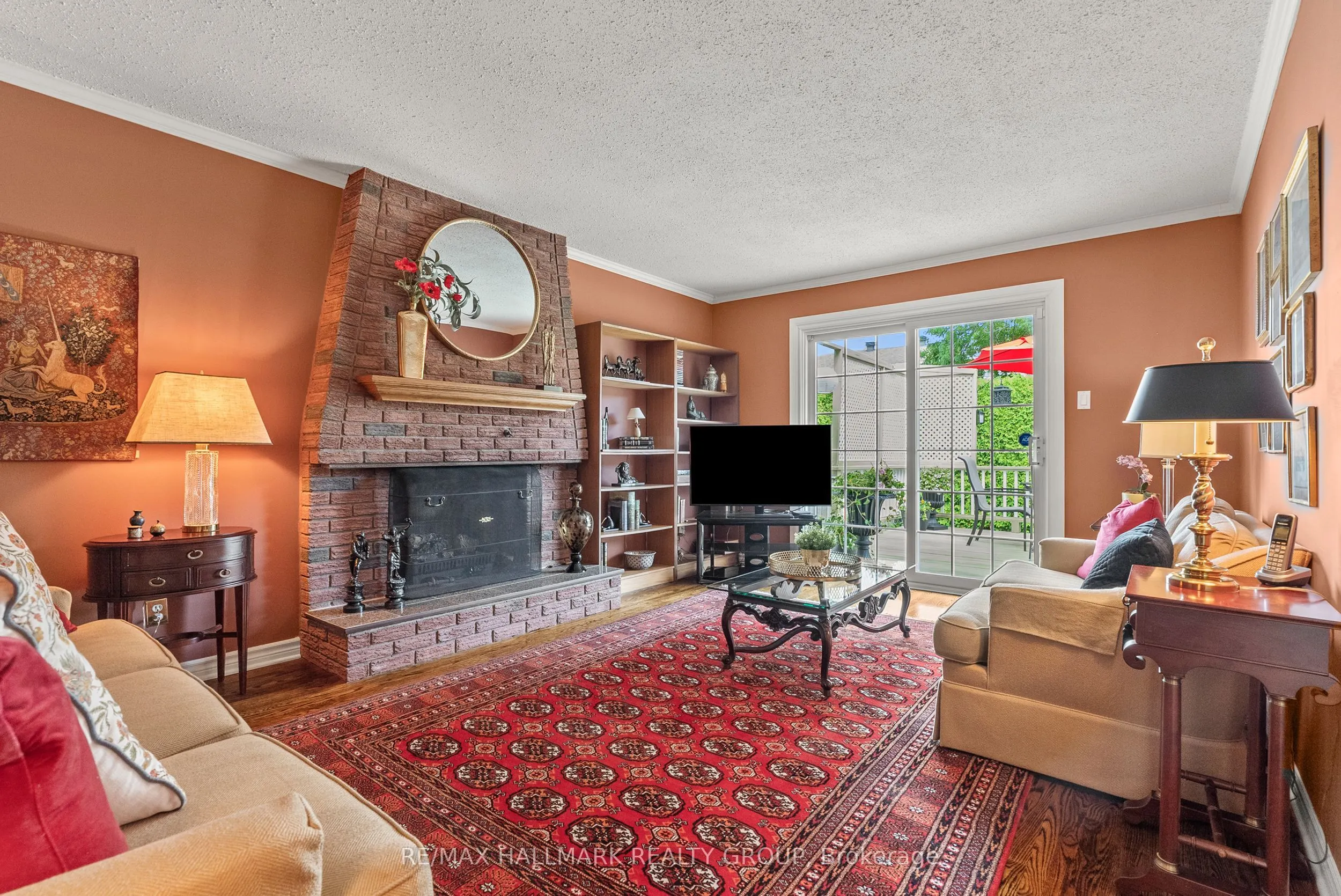 52 Knollsbrook Drive